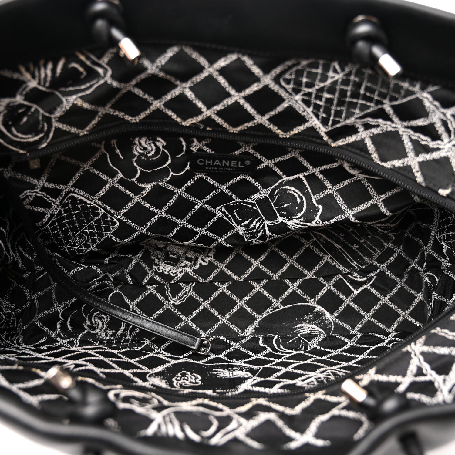 Chanel Calfskin Large Essential 31 Rue Cambon Tote Black 5 of 12