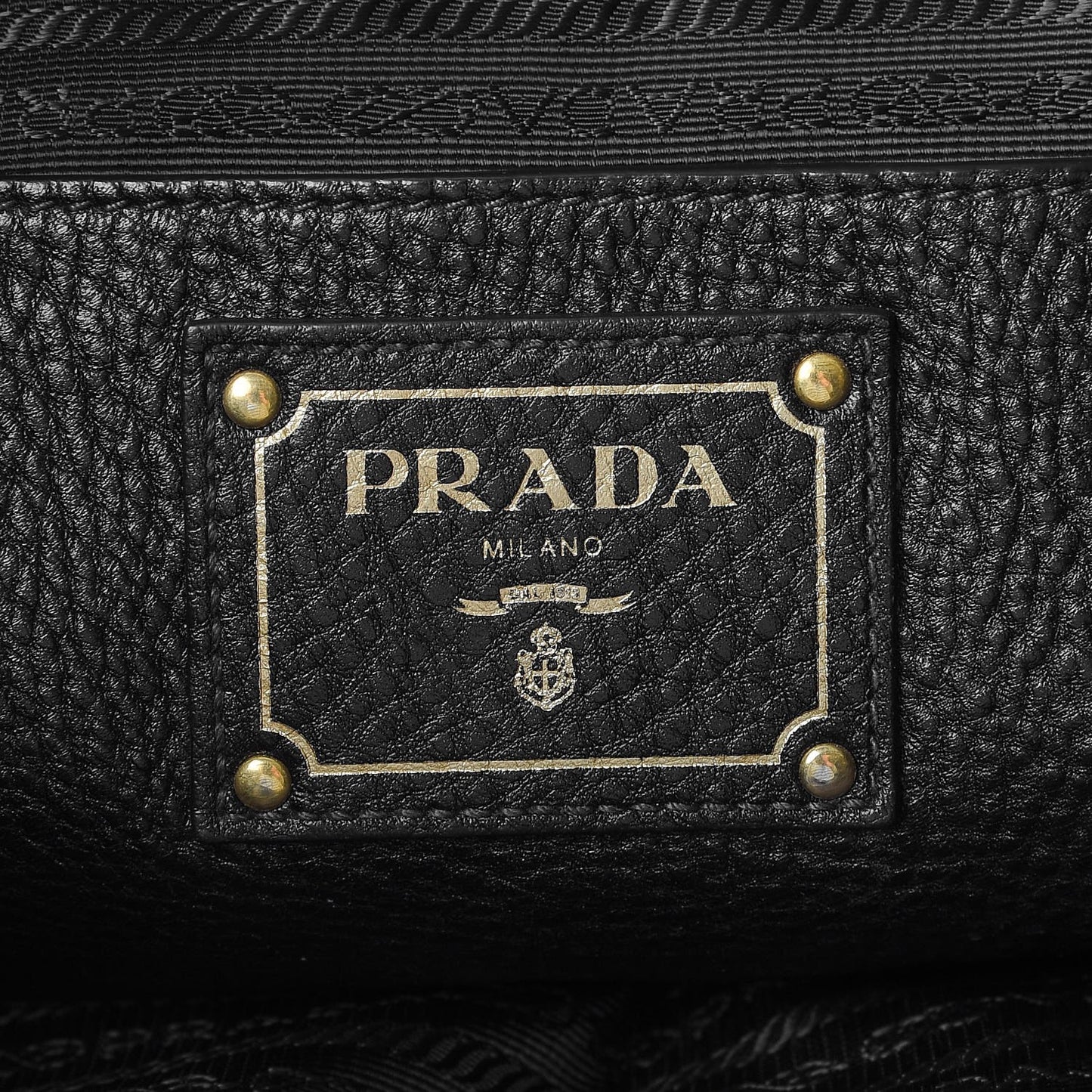 Vitello Daino Tote Nero Black