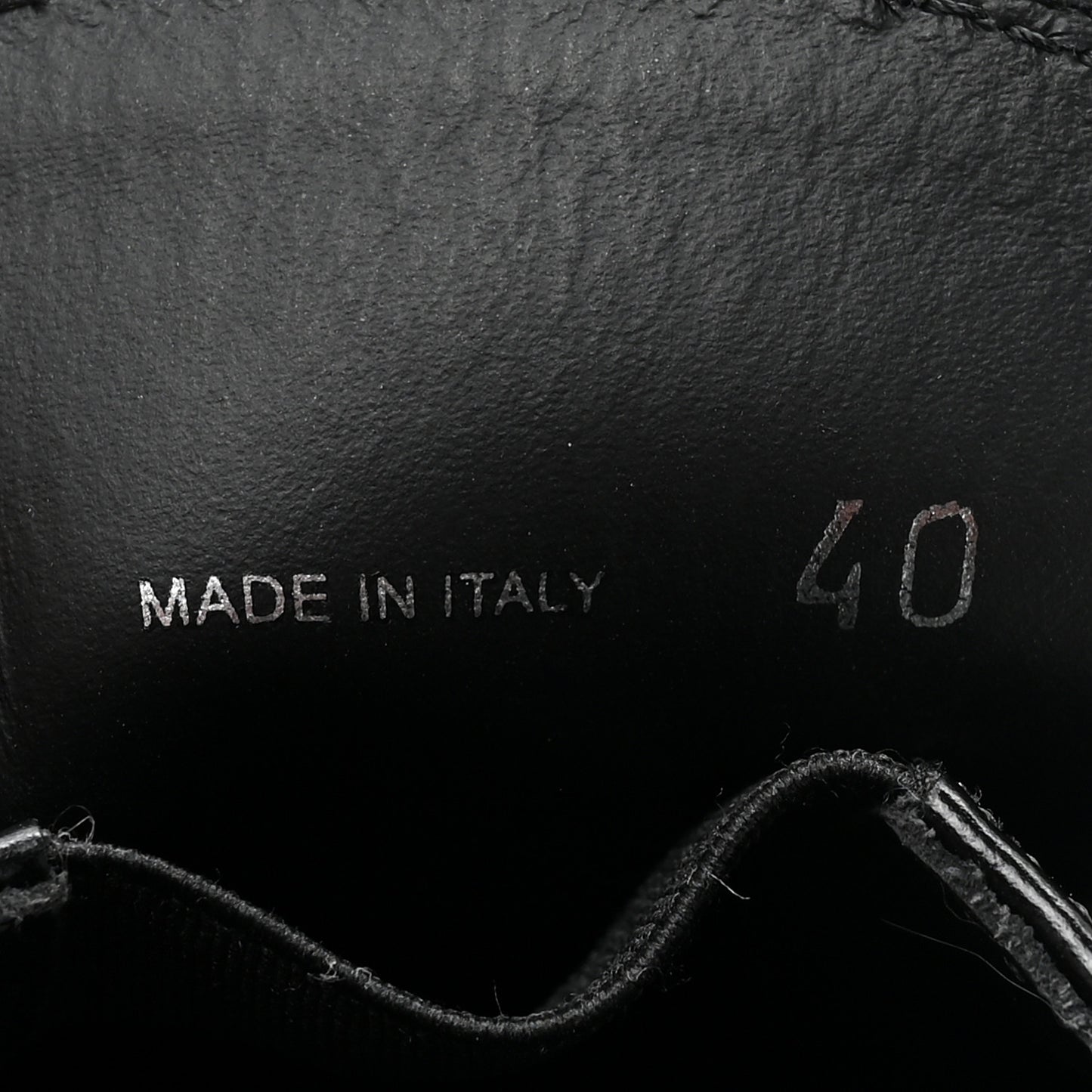 Vernice Triangle 50mm Loafers 40 Black