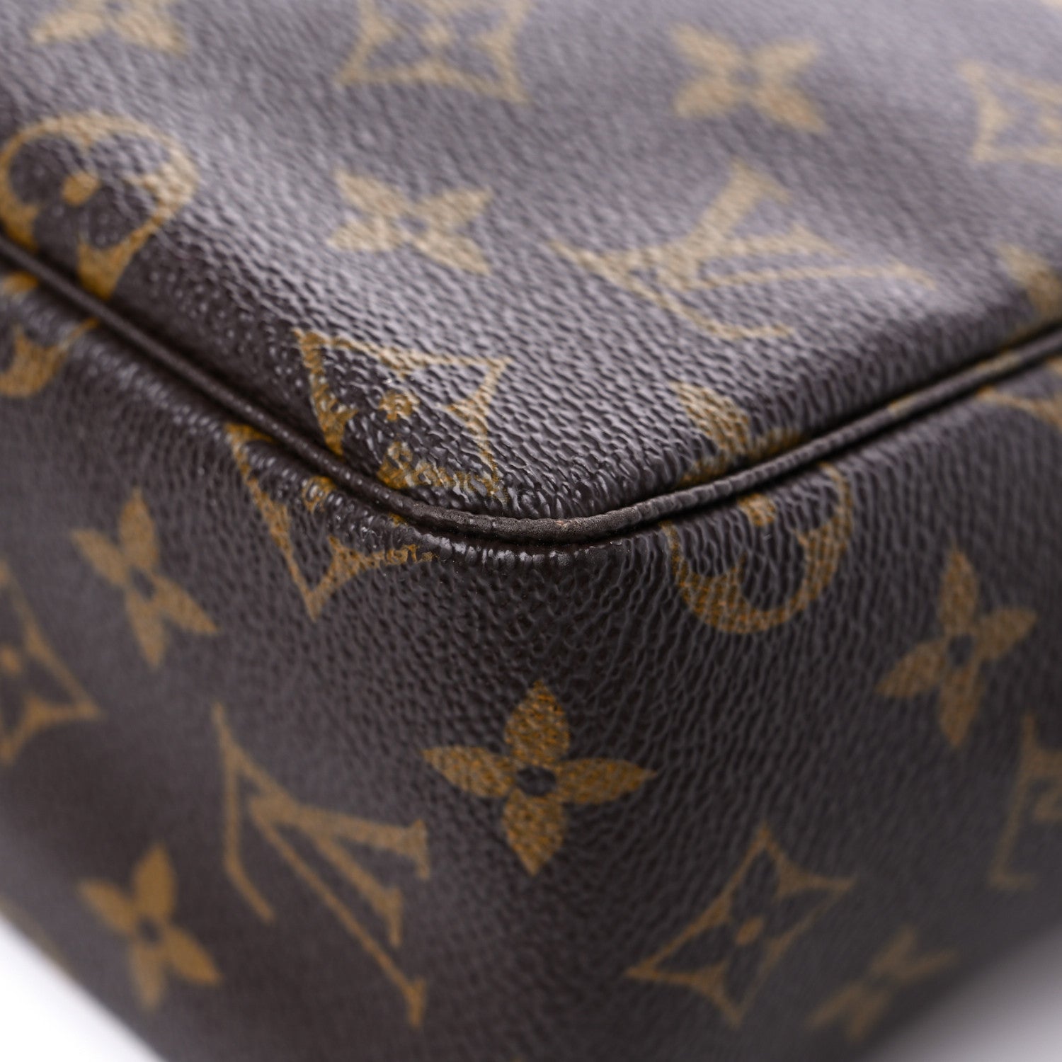 Louis Vuitton Monogram Trousse Toilette 28 10 of 13