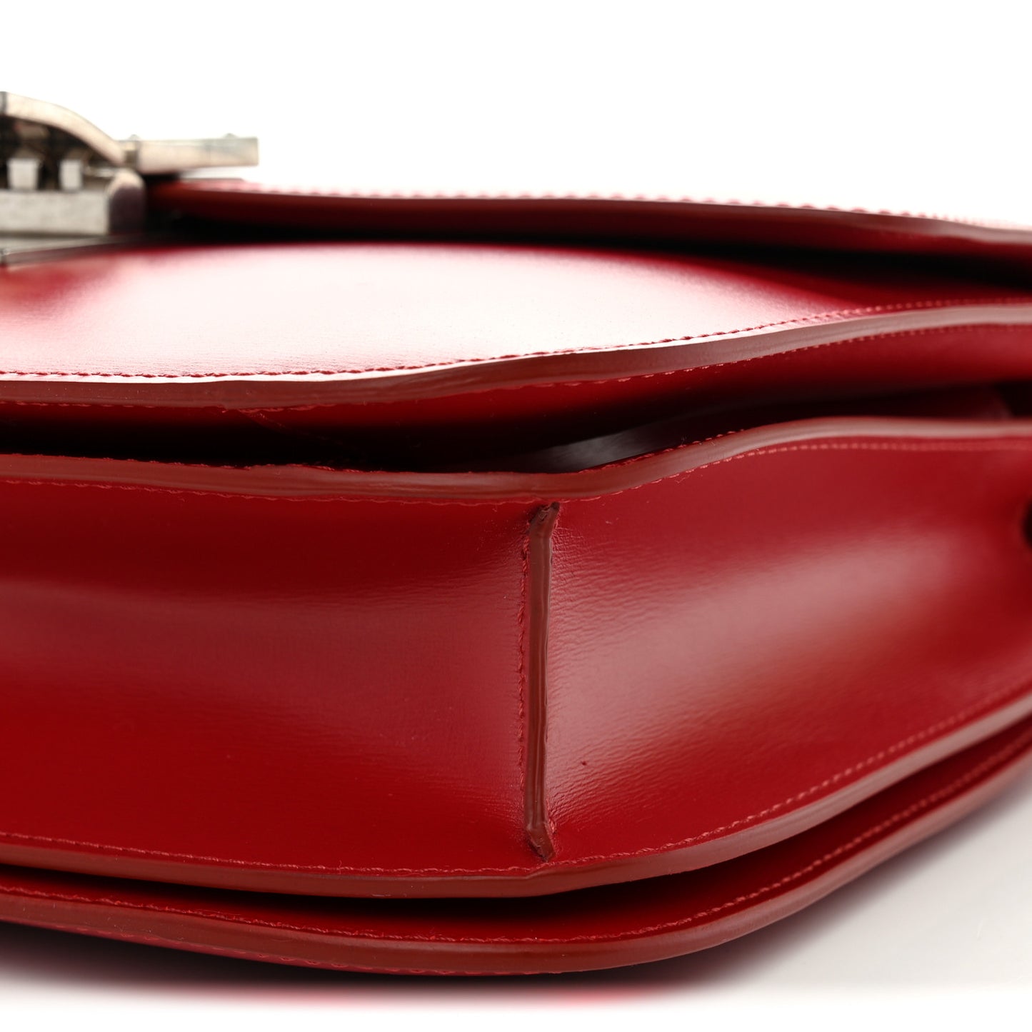 Box Calfskin Medium Classic Box Flap Bag Red