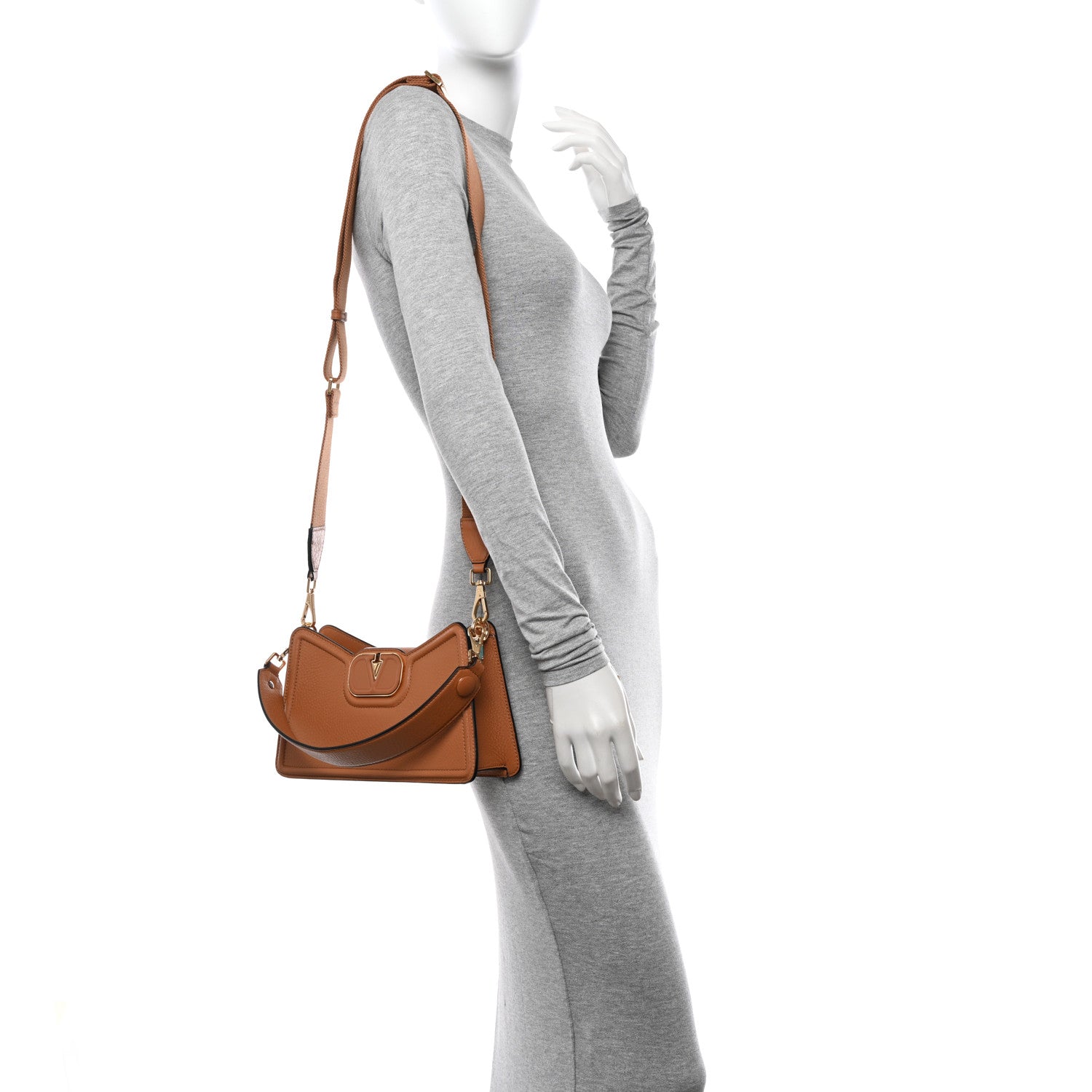 Valentino Garavani Calfskin Vlogo Shoulder Bag Almond Beige 3 of 9
