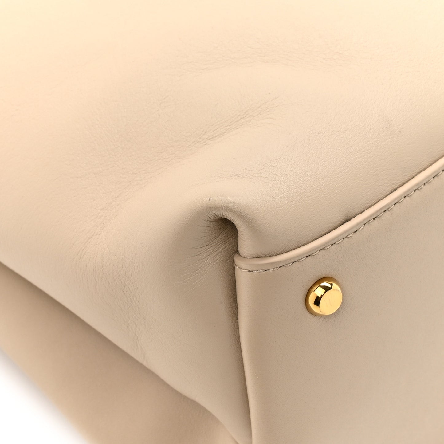 Silky Calfskin Medium Ciao Ciao Ecru