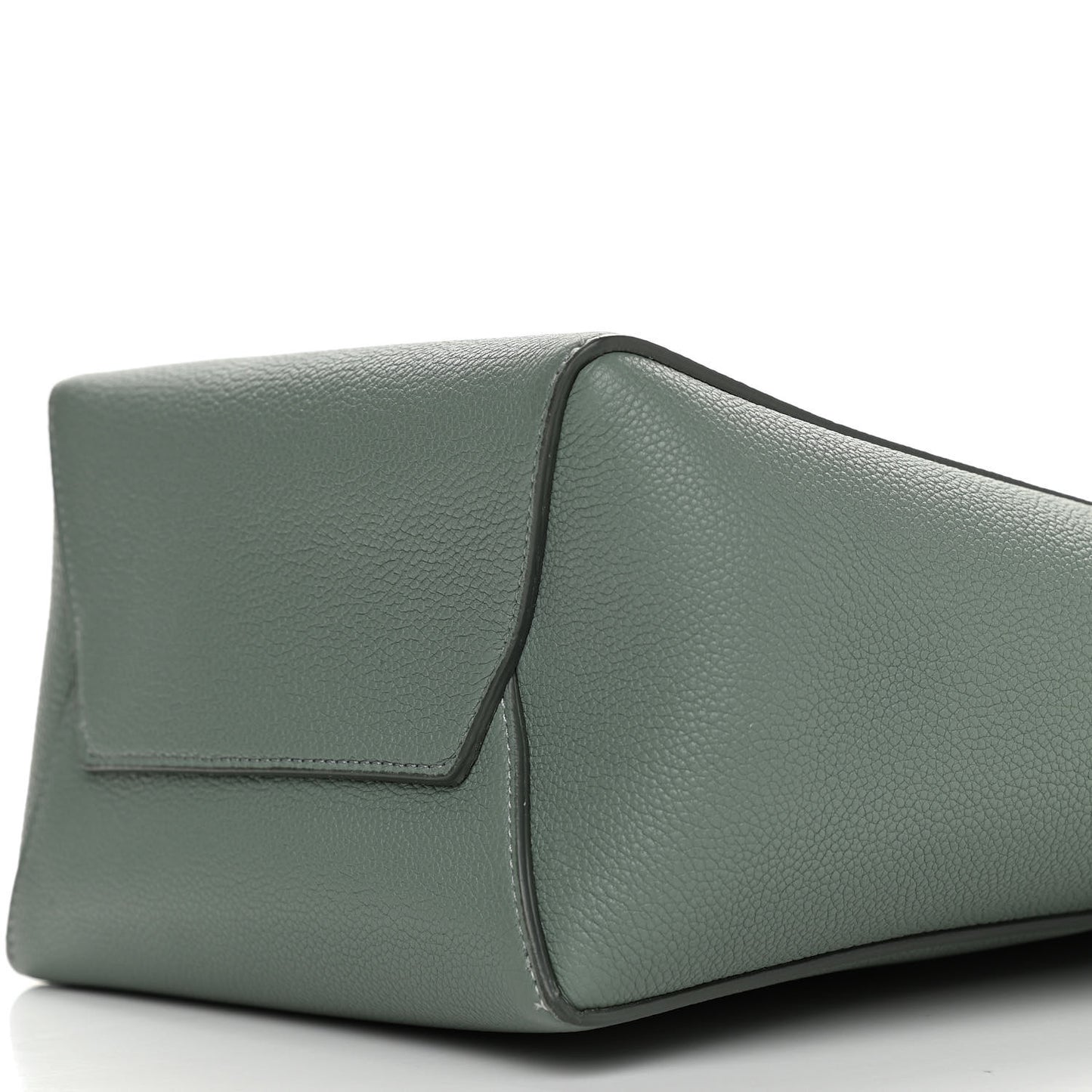 Soft Grained Calfskin Small Sangle Bucket Bag Green