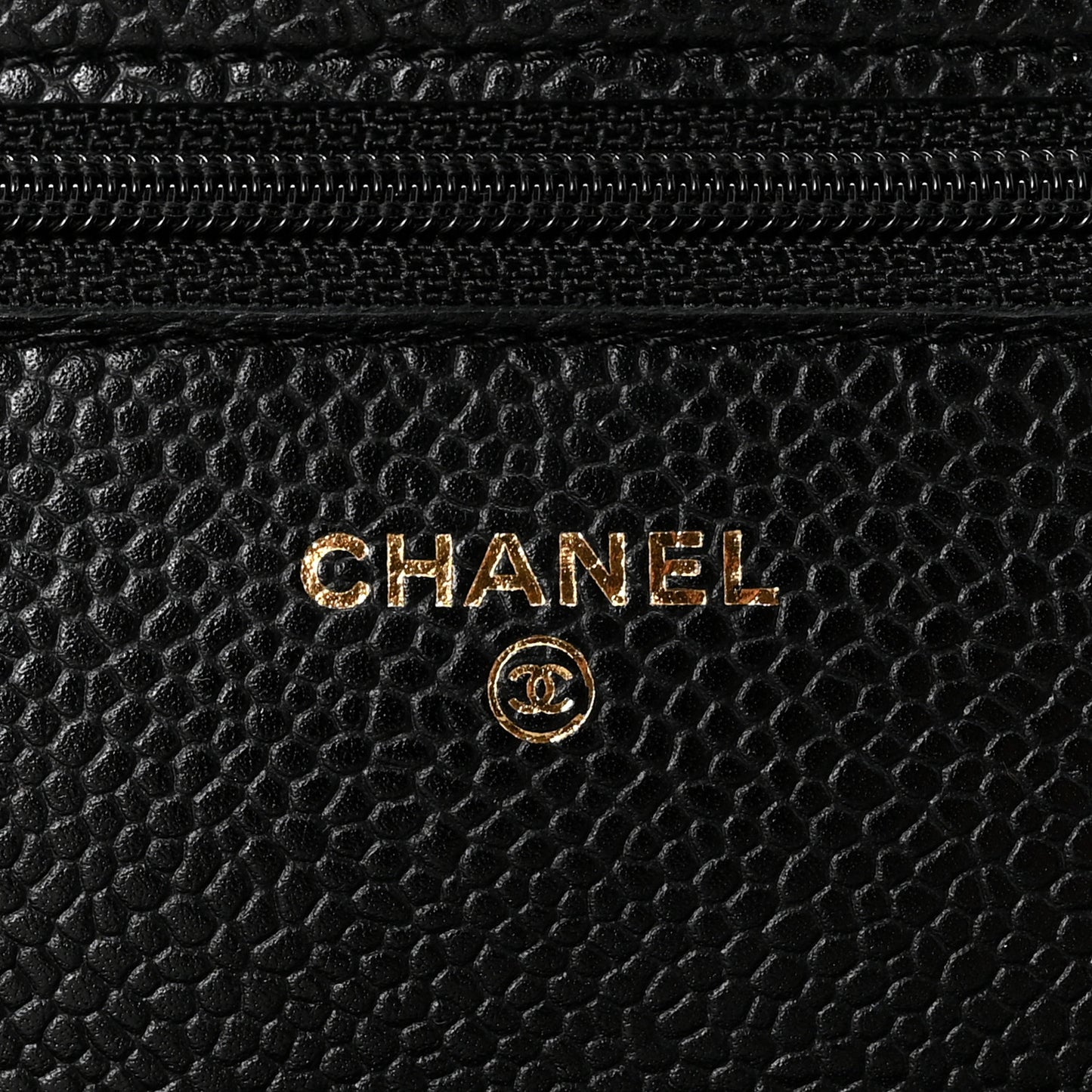 Caviar Quilted Wallet on Chain WOC Black