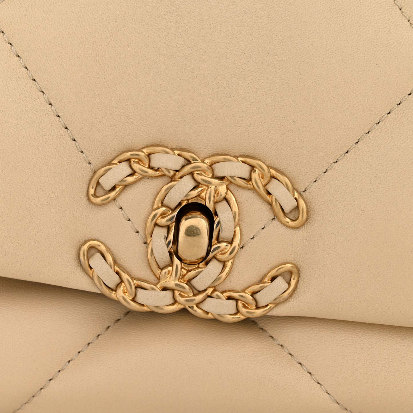 Lambskin Quilted Medium Chanel 19 Flap Beige