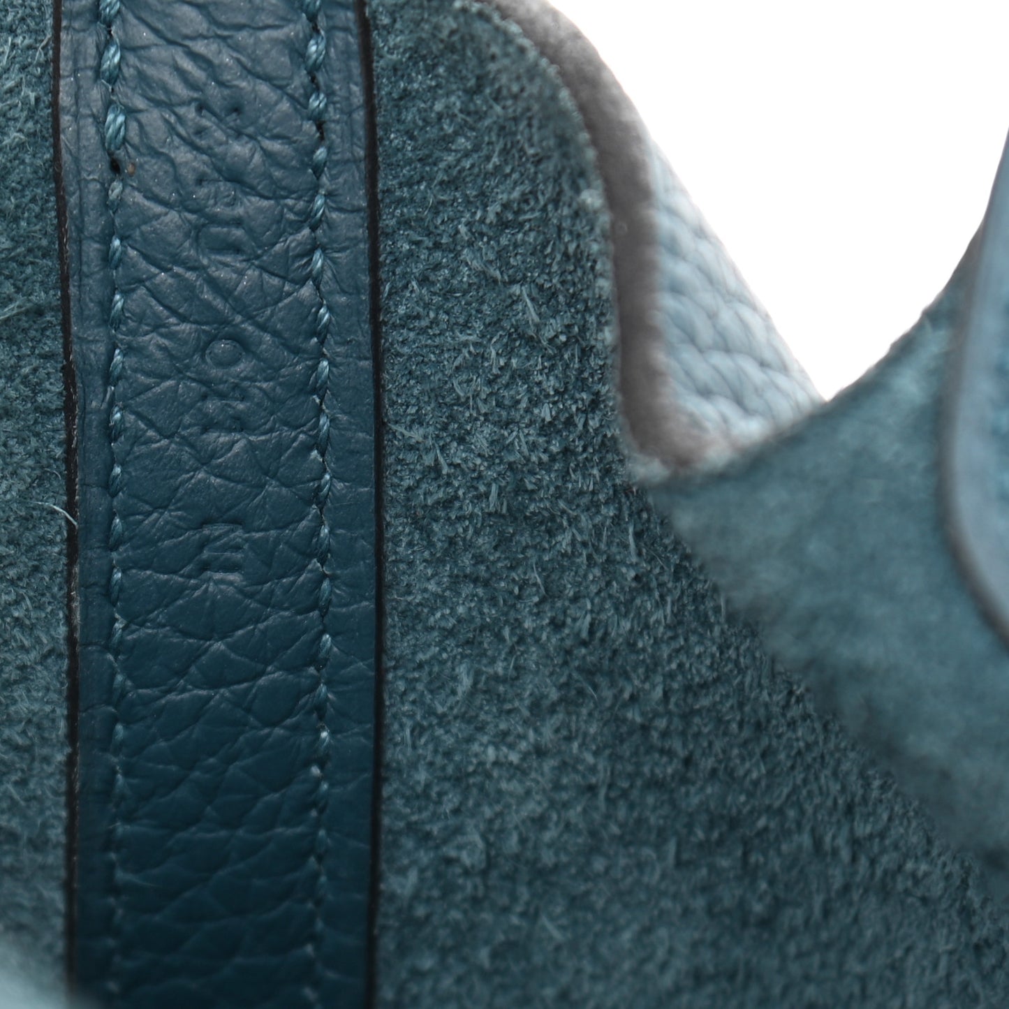 Taurillon Clemence Picotin Lock 18 PM Colvert