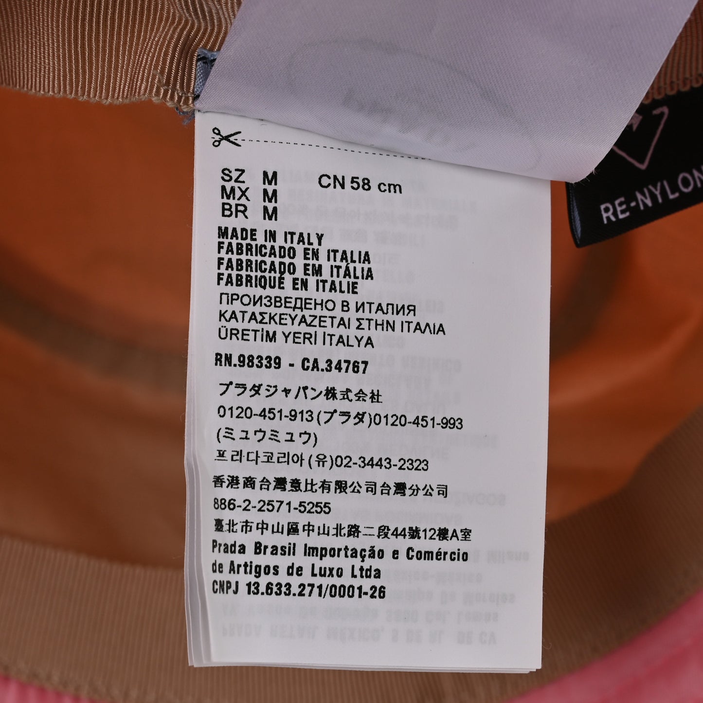 Re-Nylon Metal Triangle Logo Womens Bucket Hat M Rosa
