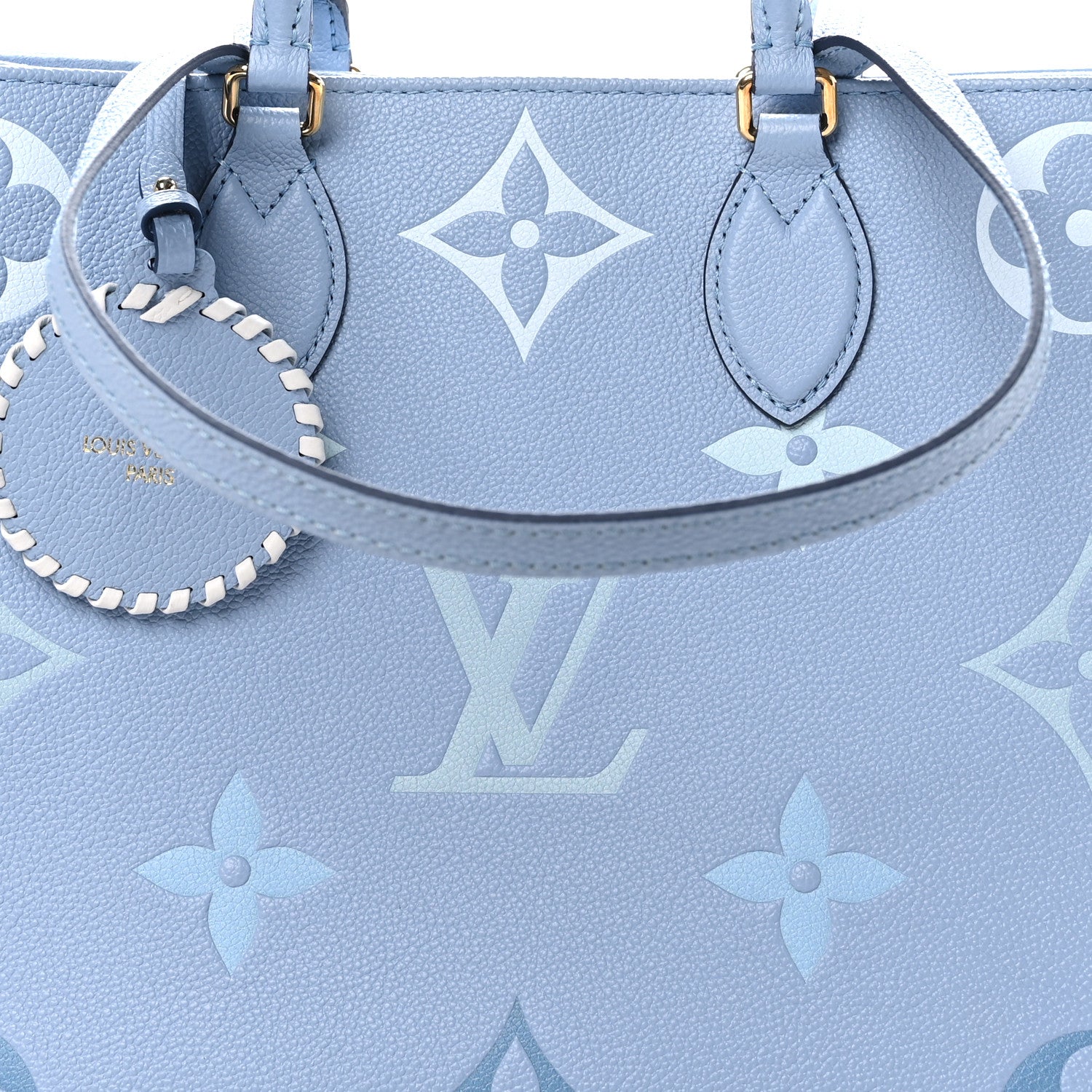 Louis Vuitton Empreinte Monogram Giant By The Pool Onthego MM Summer Blue 7 of 9