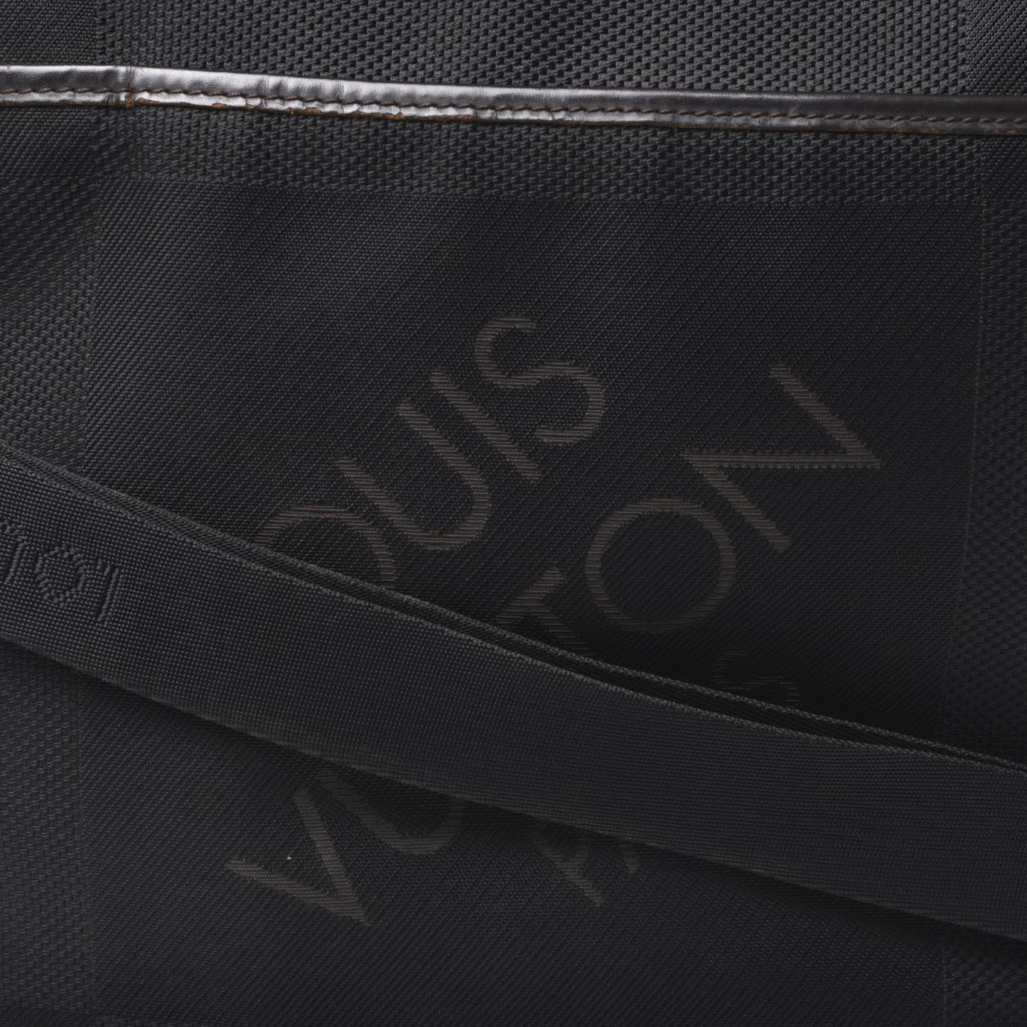 Damier Geant Petit Messenger Bag Black