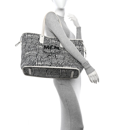 MCM Visetos Large Liz Reversible Shopper Tote White 2 of 20