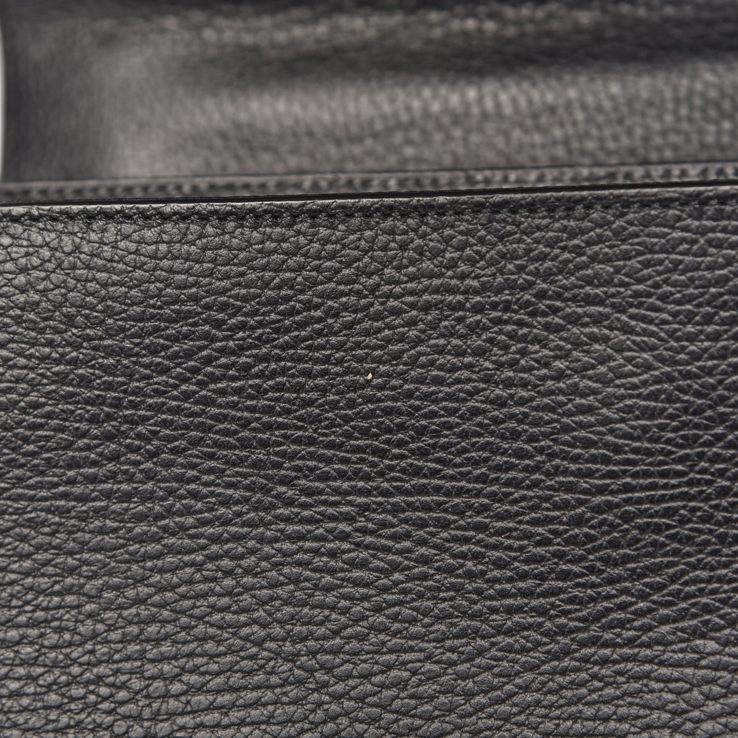 Calfskin GG Marmont Messenger Bag Black