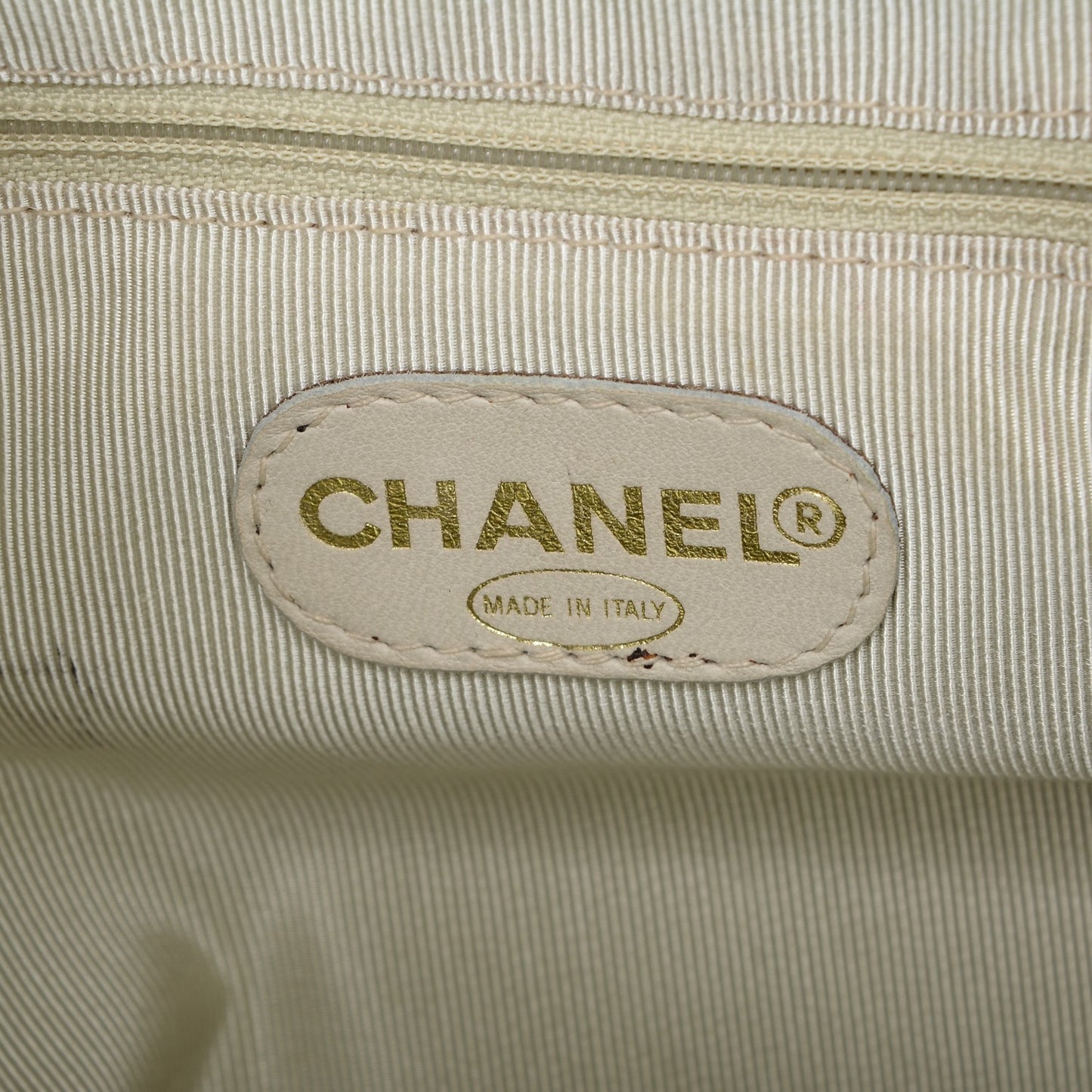 Metallic Lambskin Quilted Bekko Drawstring Tote Silver