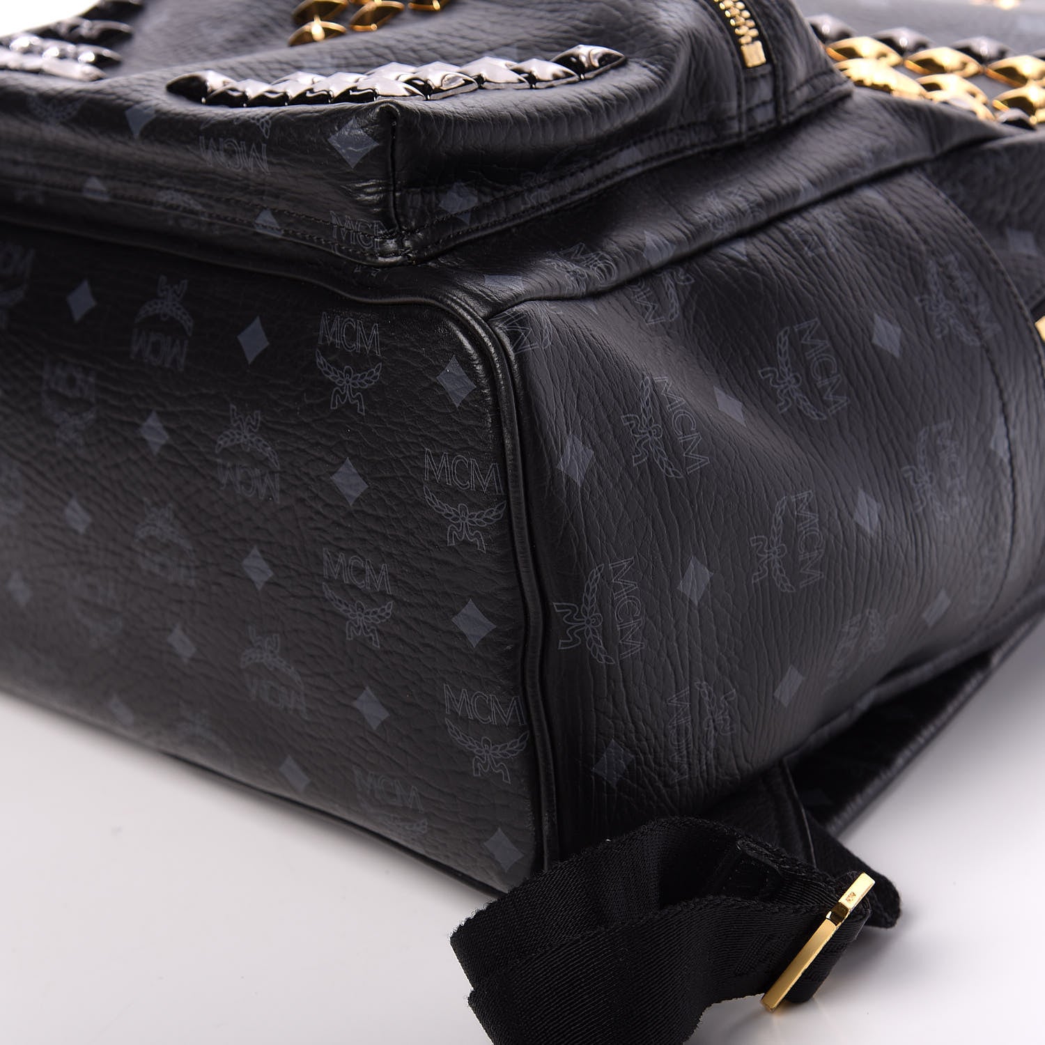 MCM Visetos Studded Medium Stark M Backpack Black 6 of 8
