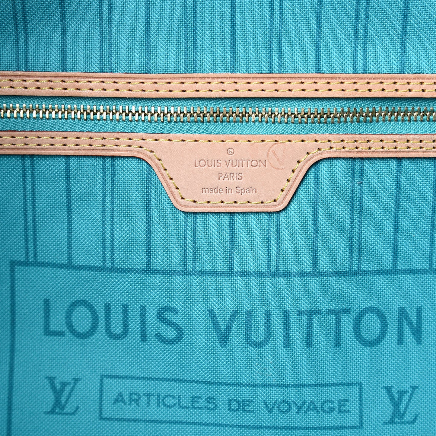 Monogram V Neverfull MM Turquoise
