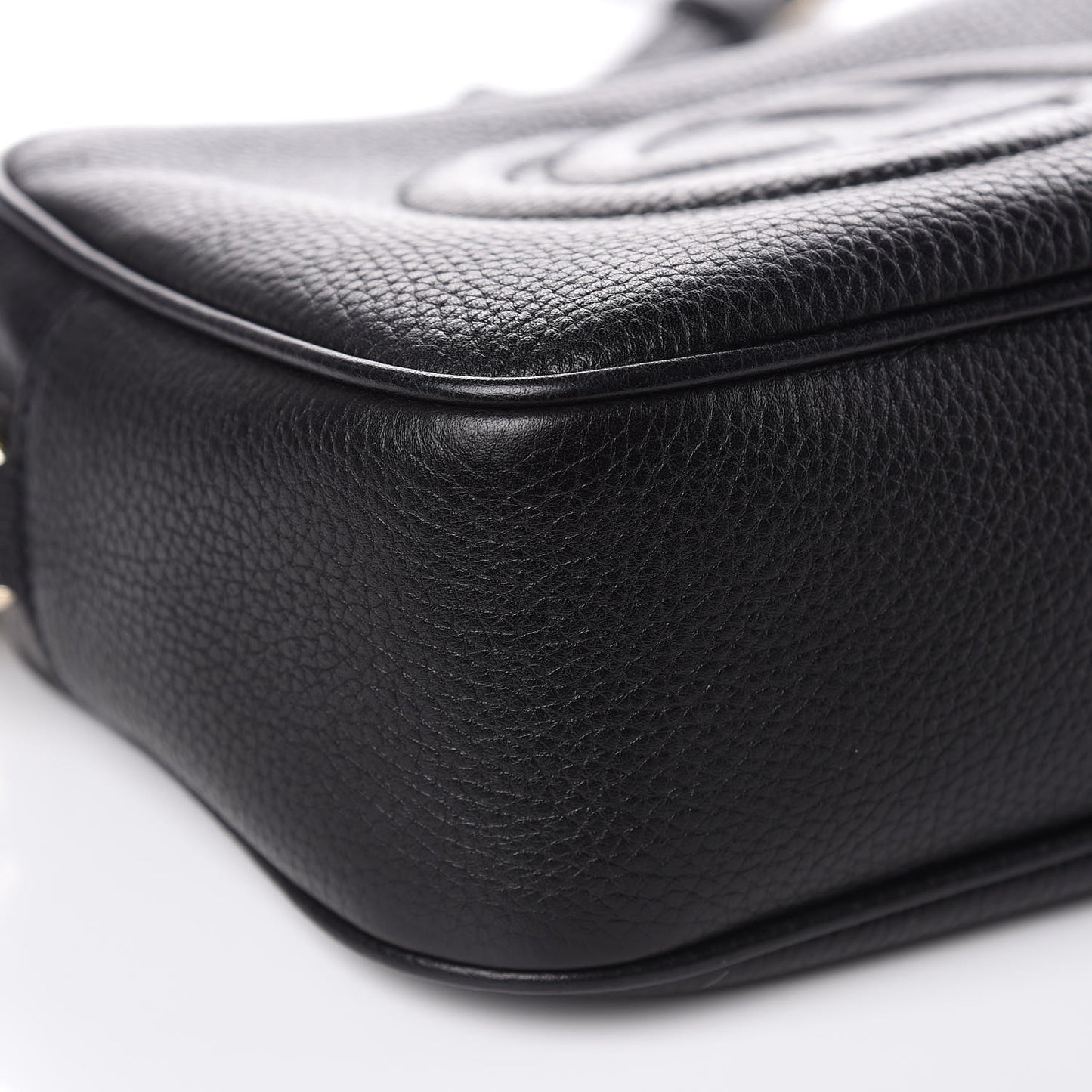 Pebbled Calfskin Small Soho Disco Bag Black