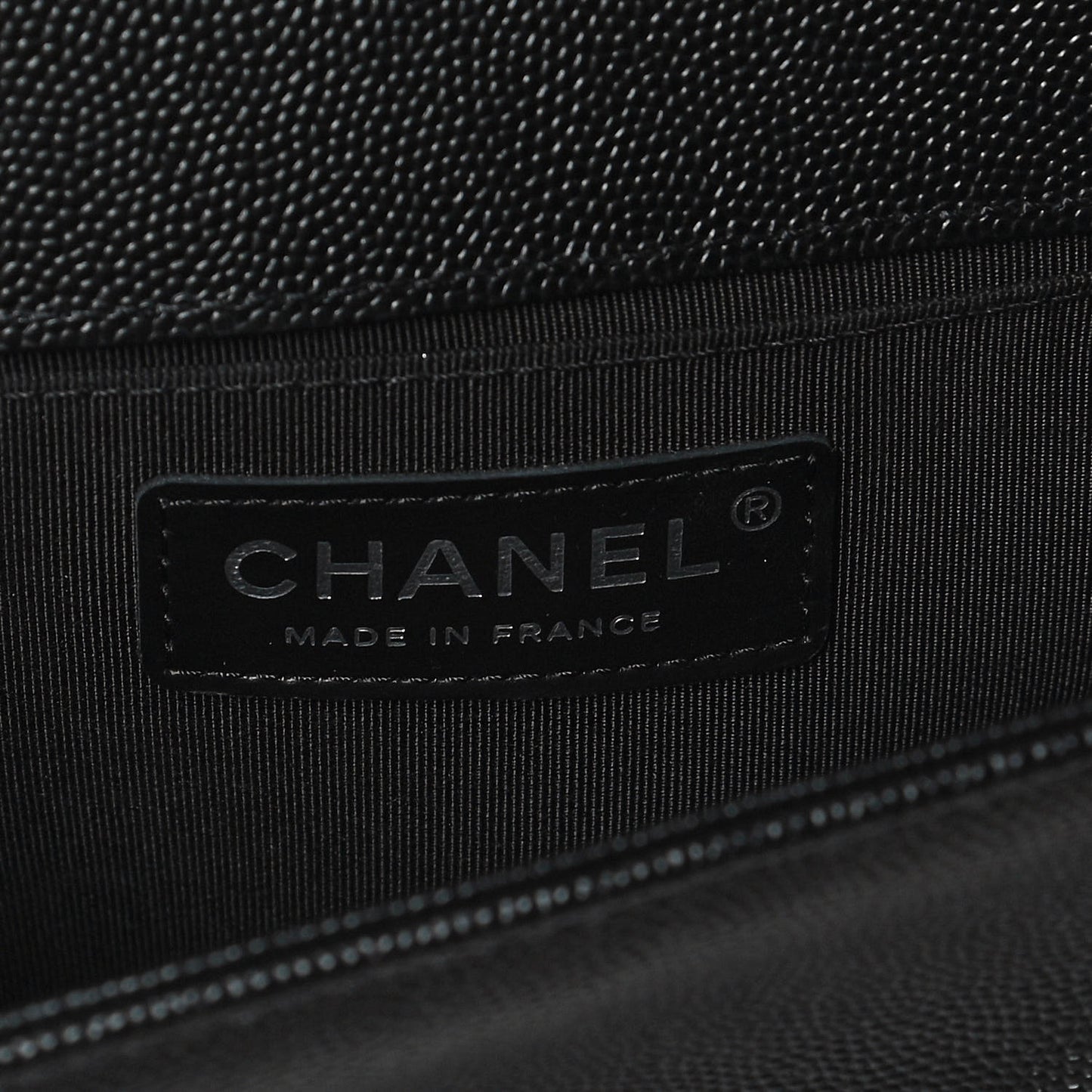 Caviar Quilted Medium Boy Flap Black