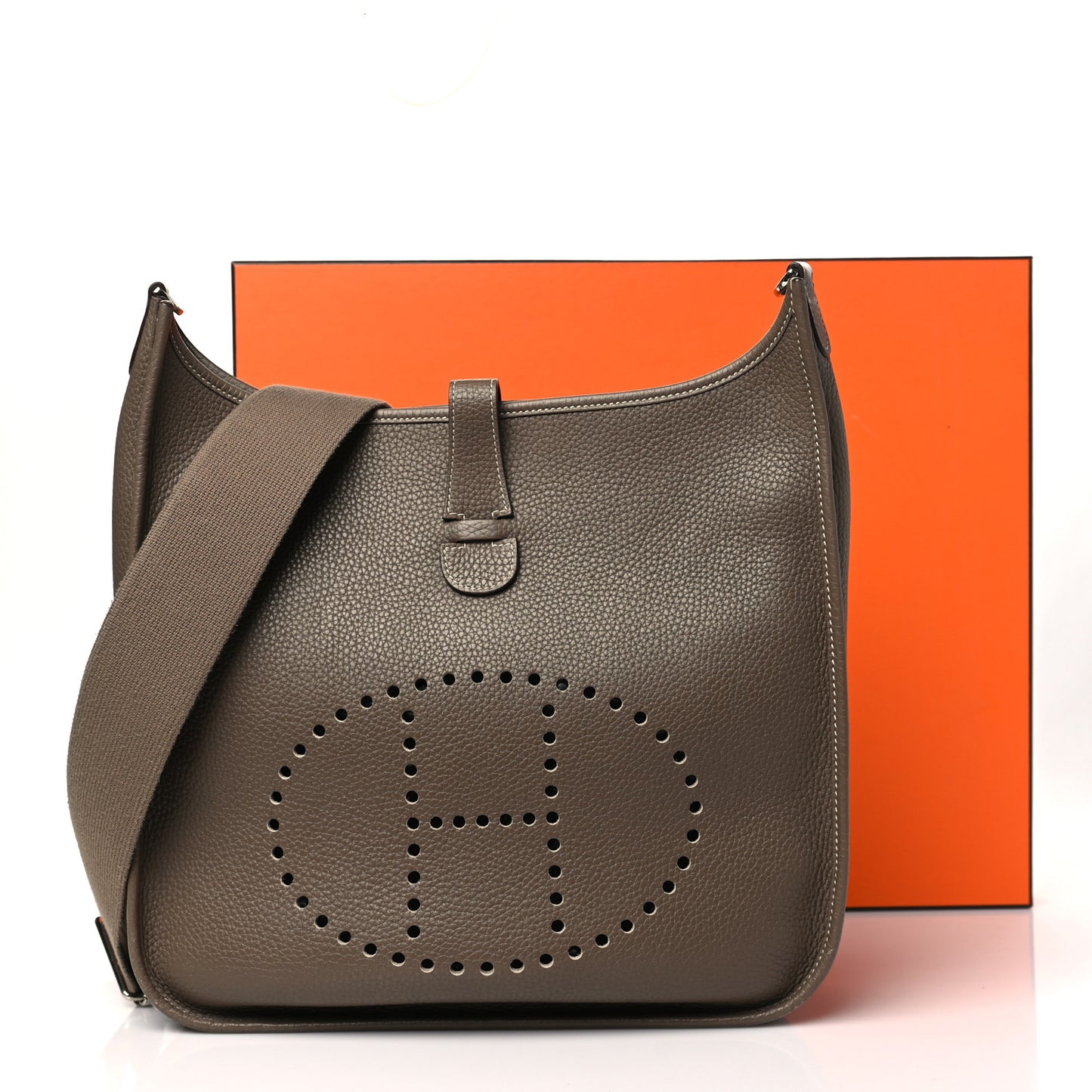 Taurillon Clemence Evelyne III GM Etoupe