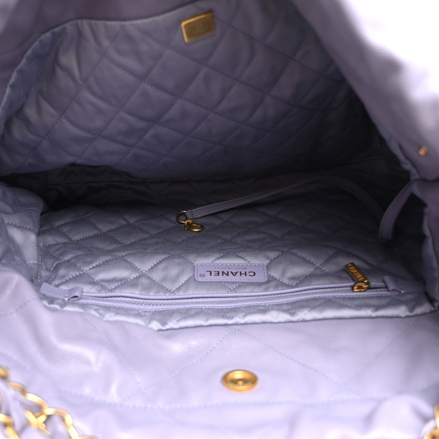 Shiny Caviar Quilted Monochrome Small Chanel 22 Light Purple