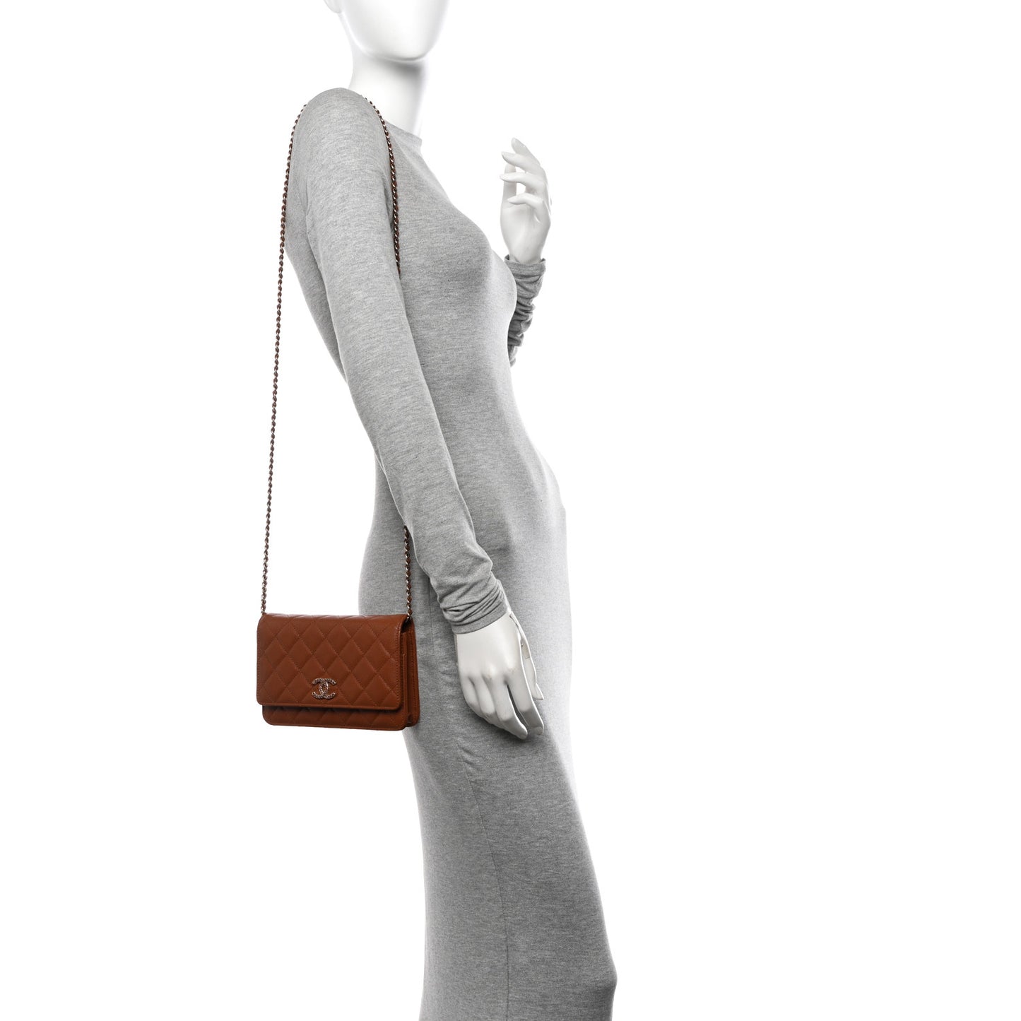 Shiny Caviar Quilted Strass Wallet On Chain WOC Light Brown