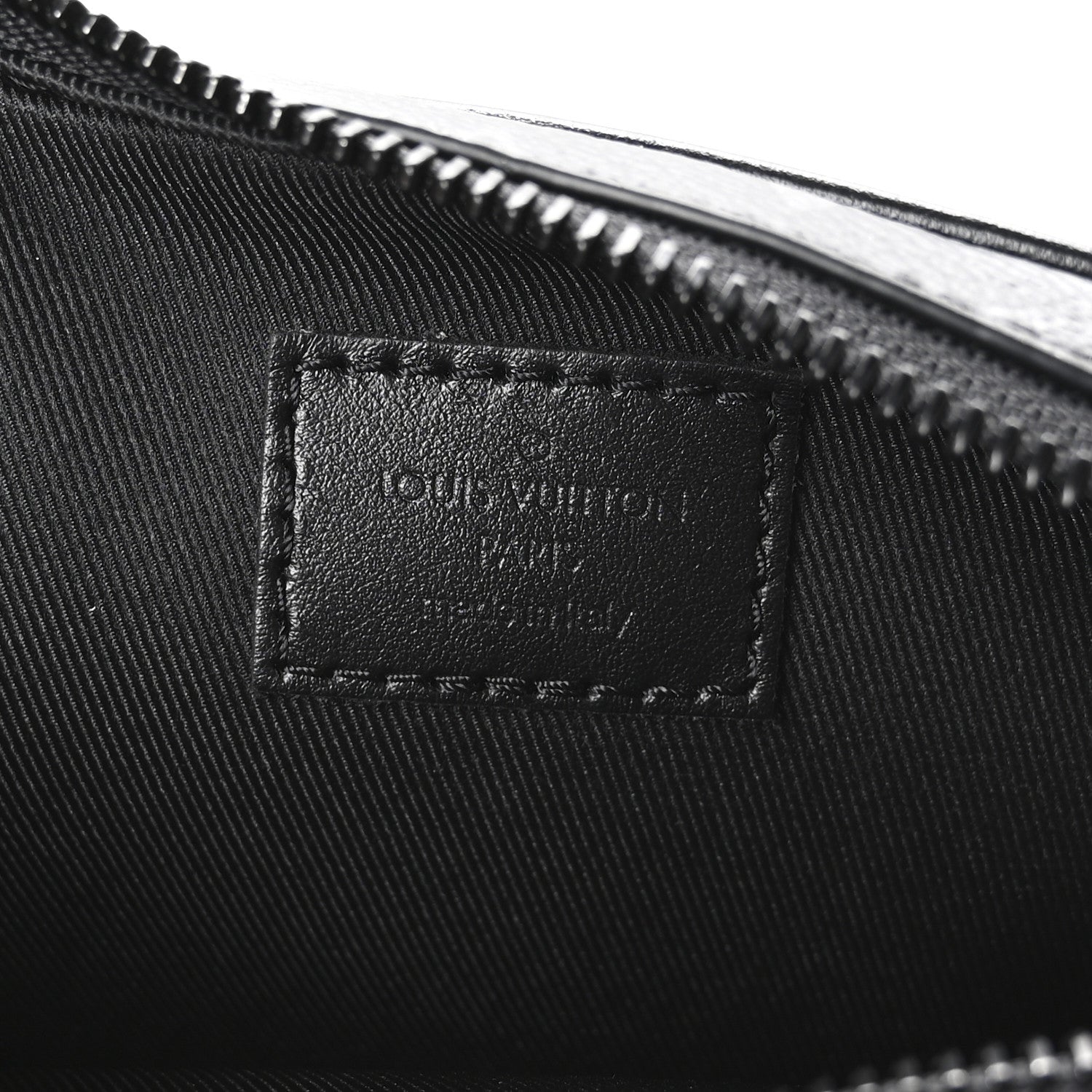 Louis Vuitton Monogram Eclipse Alpha Messenger 6 of 9