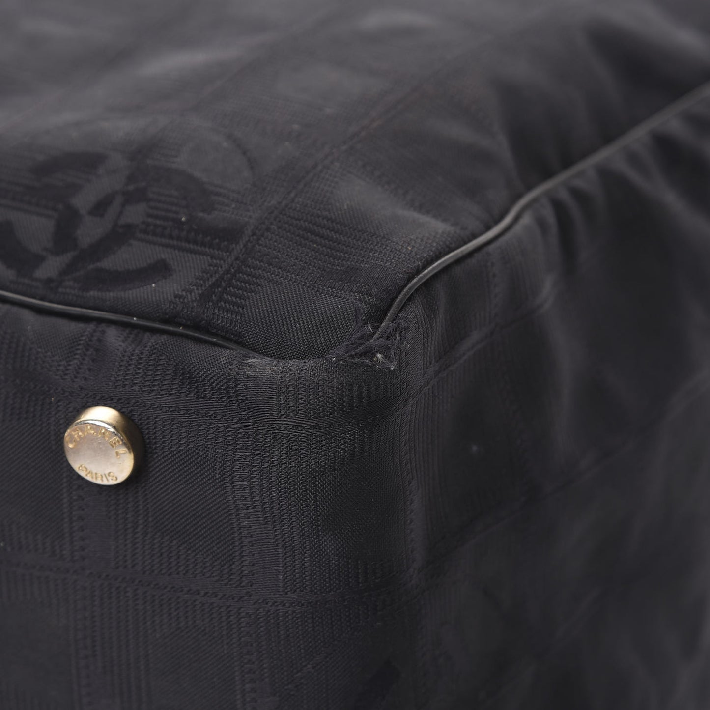 Nylon Medium Travel Tote Black