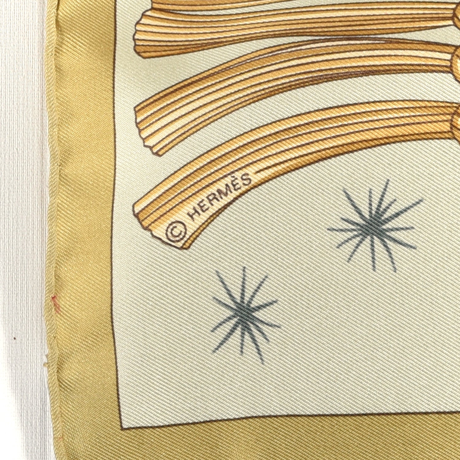 Hermes Silk Sur Un Tapis Volant Scarf 90 4 of 4