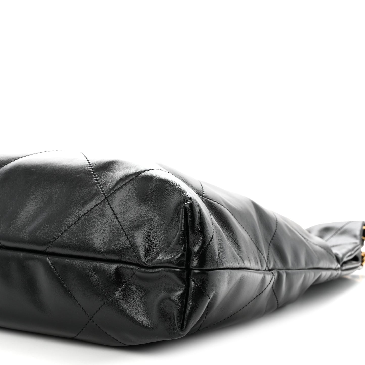 Shiny Calfskin Quilted Chanel 22 Black