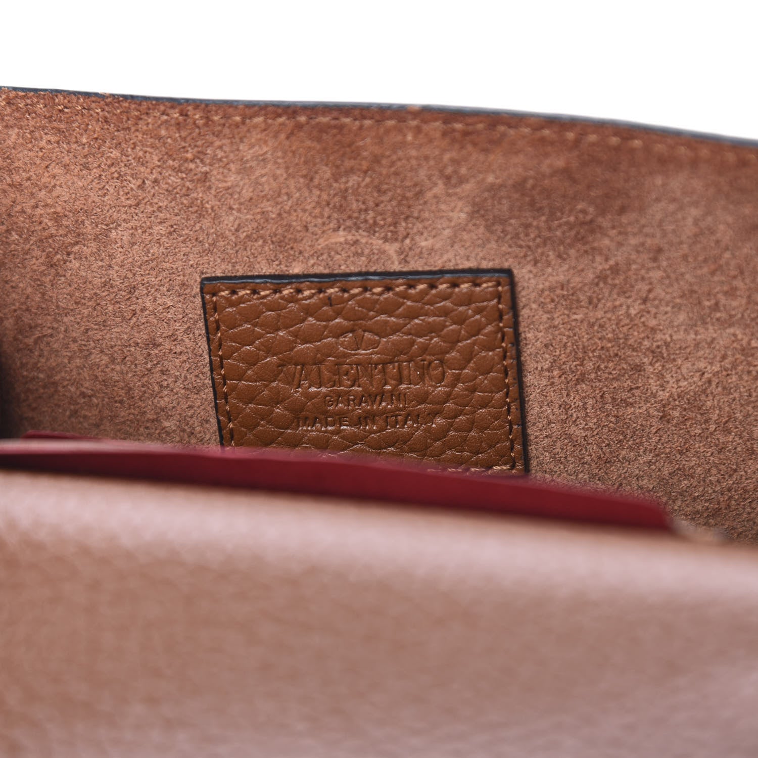 Valentino Garavani Pebbled Calfskin Rockstud Envelope Wallet on Chain Bright Cognac 7 of 8