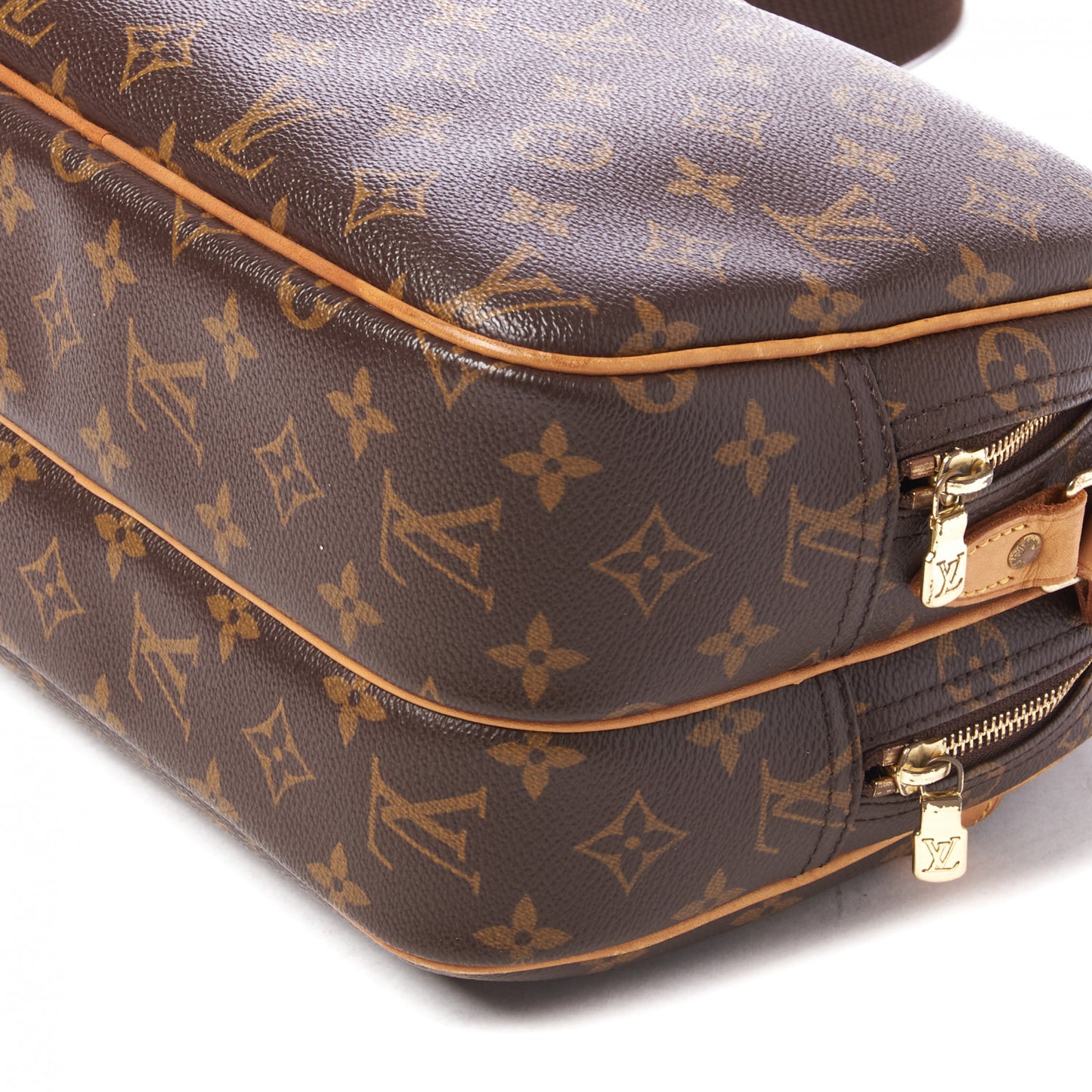Monogram Reporter PM