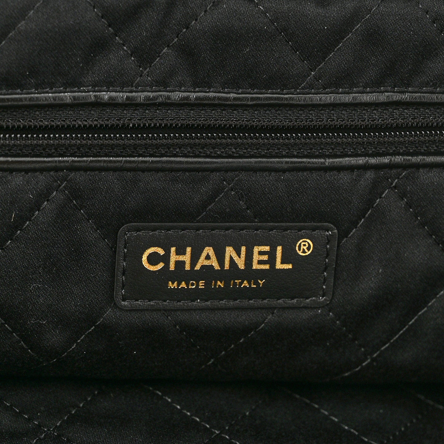 Shiny Calfskin Quilted Chanel 22 Black