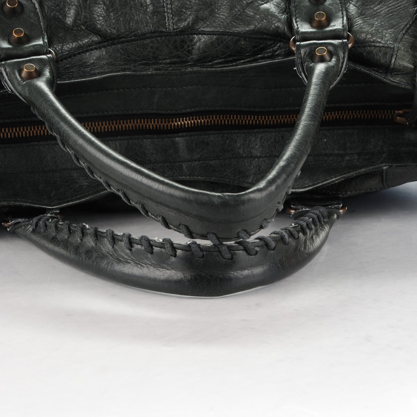 Agneau Classic Hardware Part Time Black