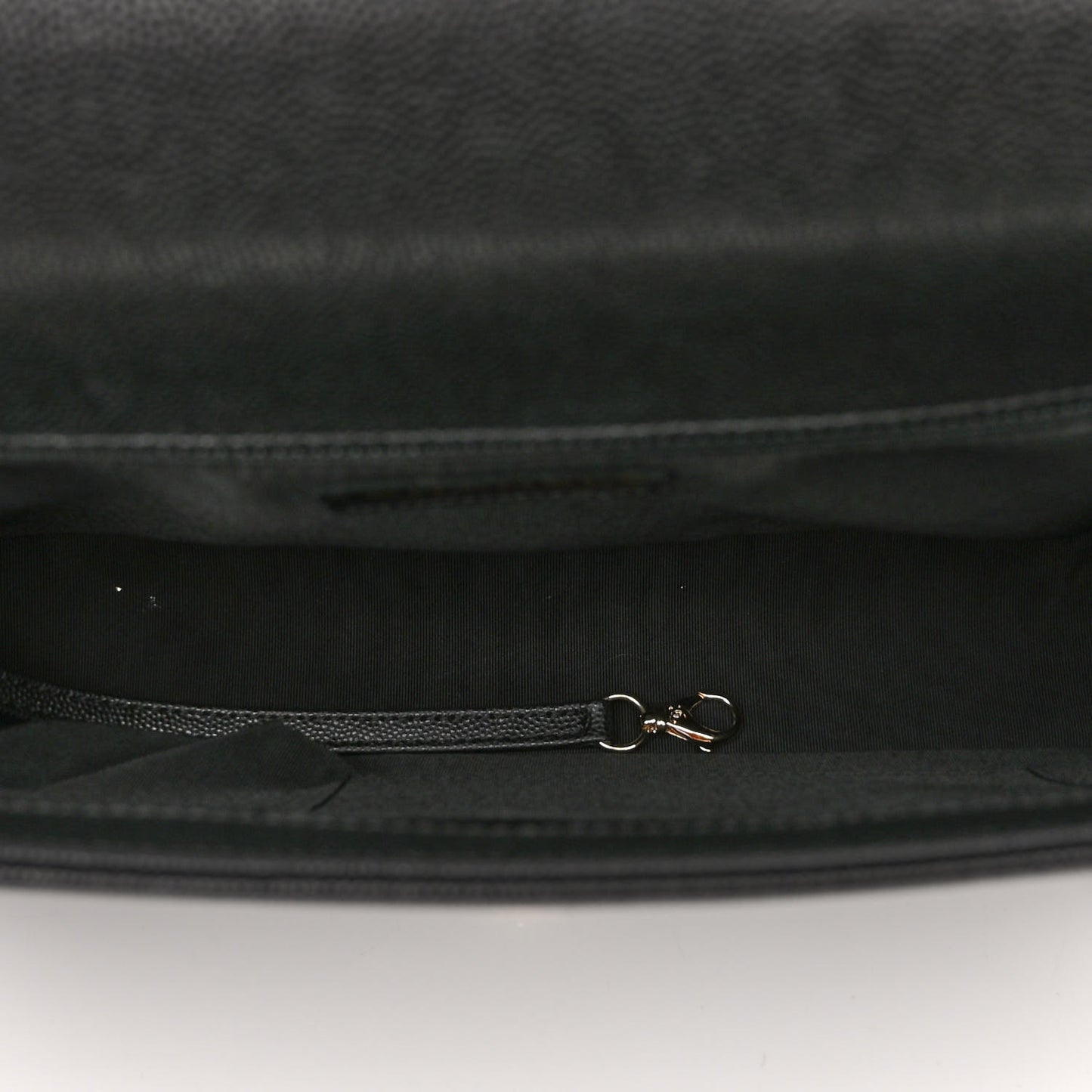 Caviar Quilted Large Boy Flap Black