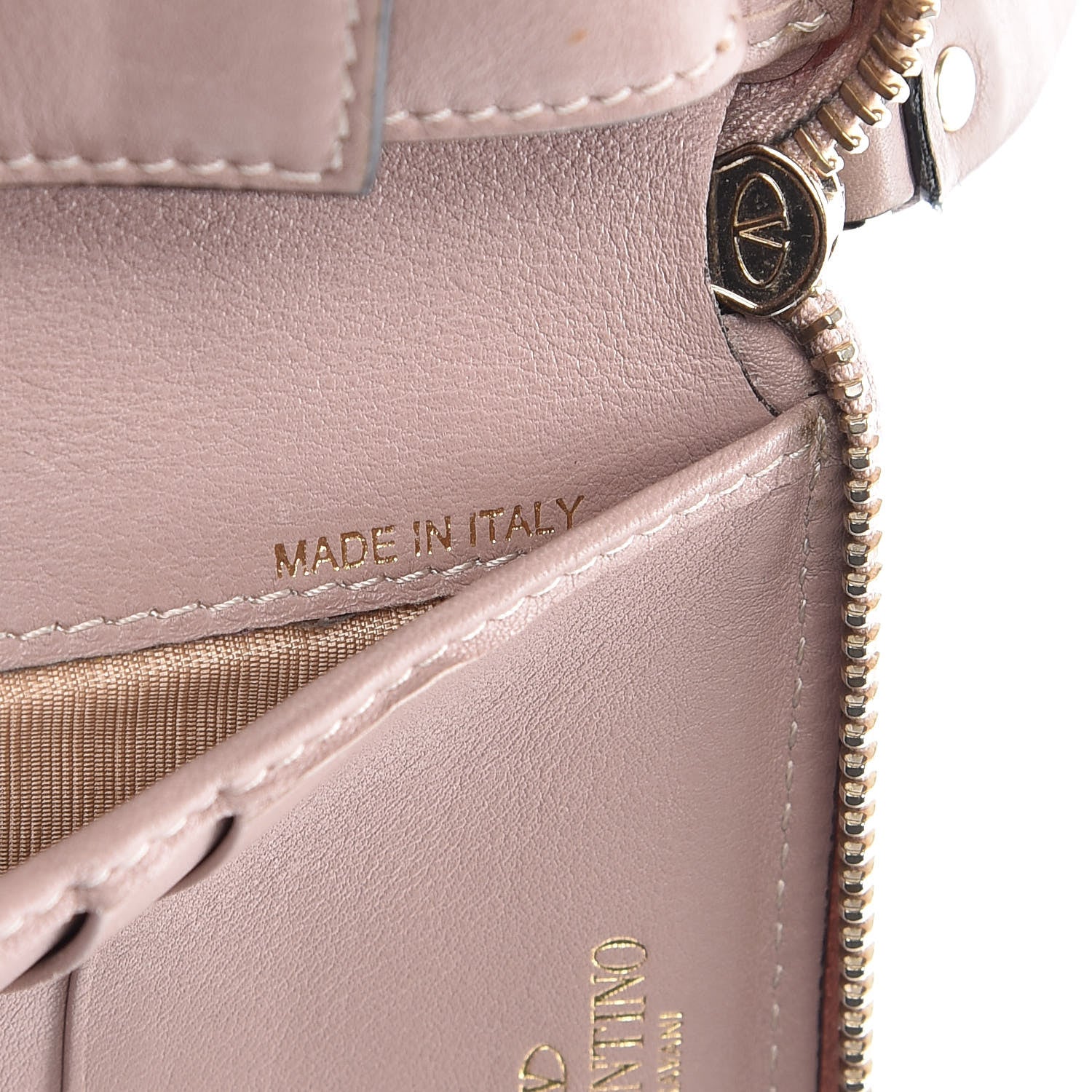 Valentino Garavani Calfskin Medium Rockstud Organizer Zip Around Wallet Poudre 7 of 9