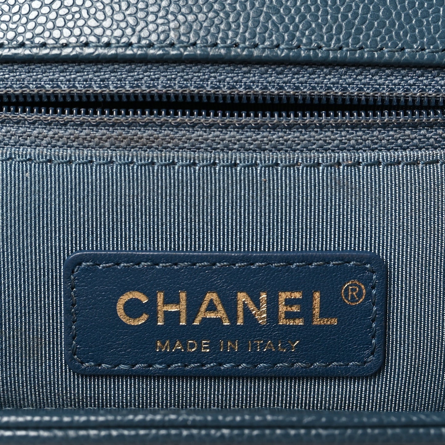 Caviar Chevron Quilted New Medium Boy Flap Blue