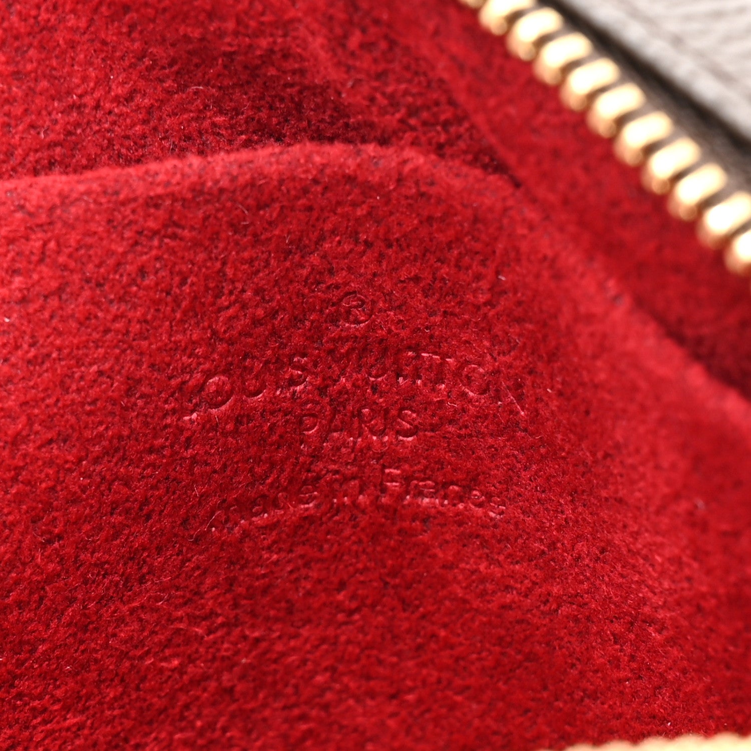 Louis Vuitton Monogram Wapity 6 of 9