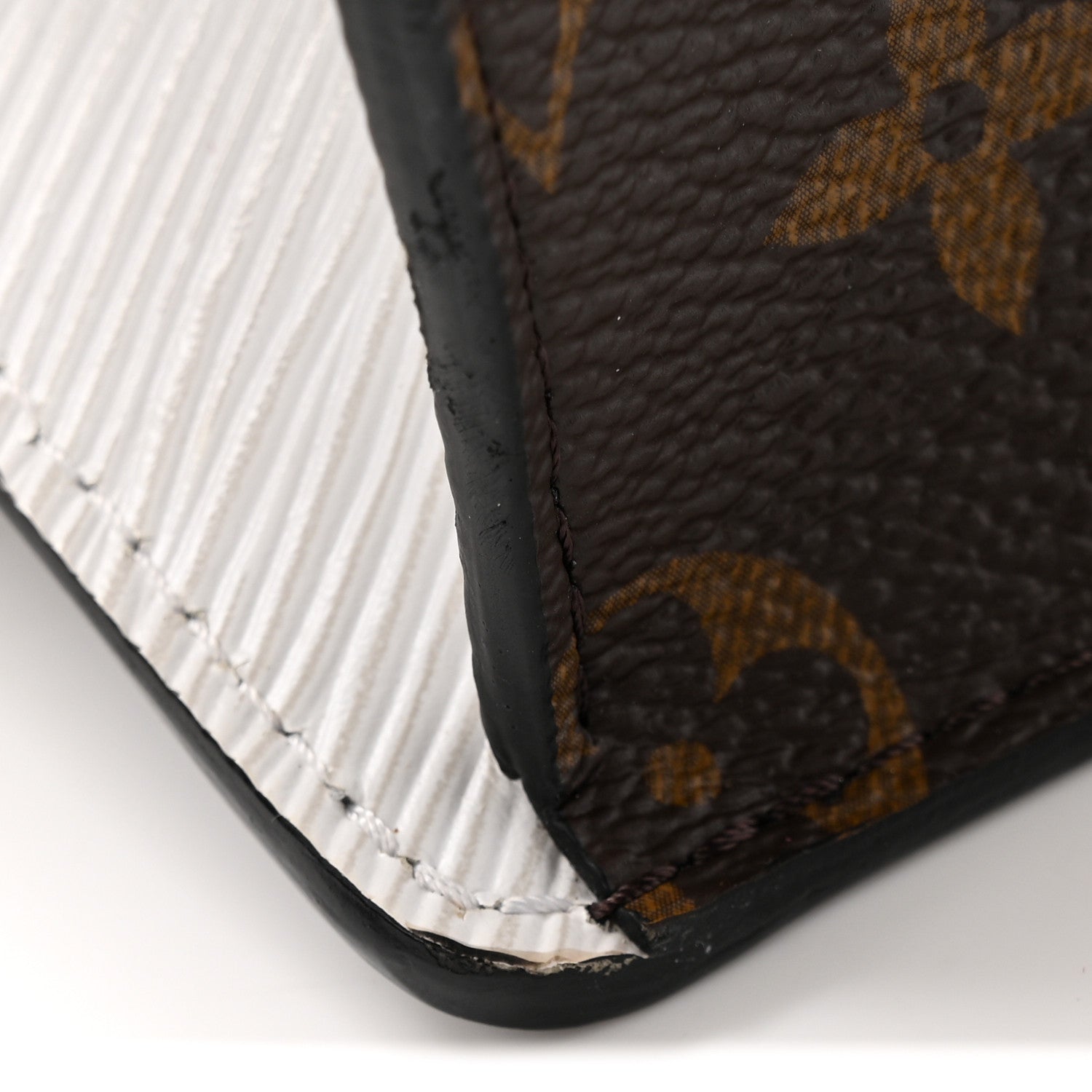 Louis Vuitton Vernis Epi Monogram Spring Street Black 14 of 14