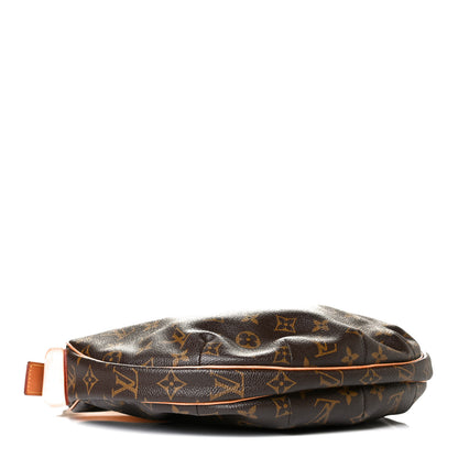 Louis Vuitton Monogram Croissant MM 4 of 8