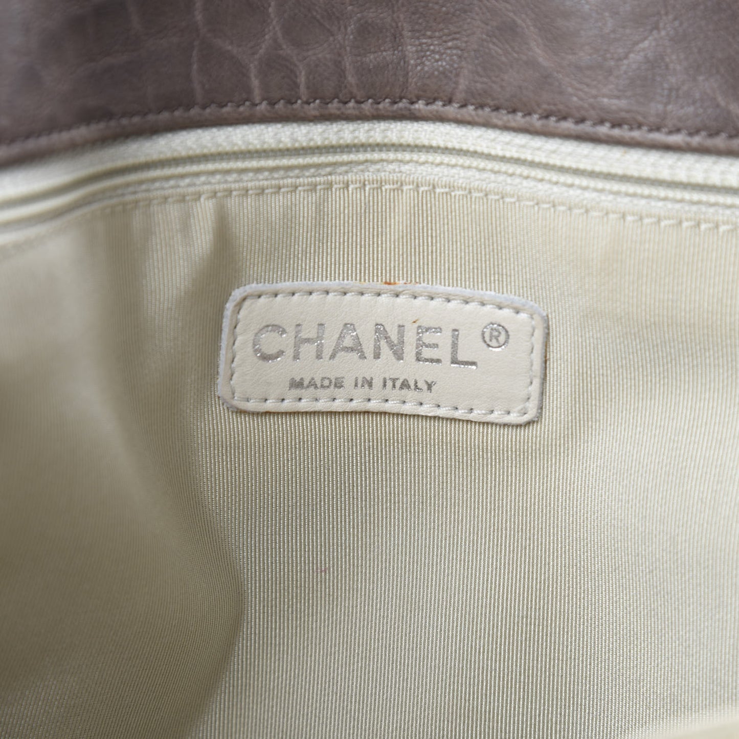 Washed Lambskin Quilted Chain Around Maxi Flap Taupe