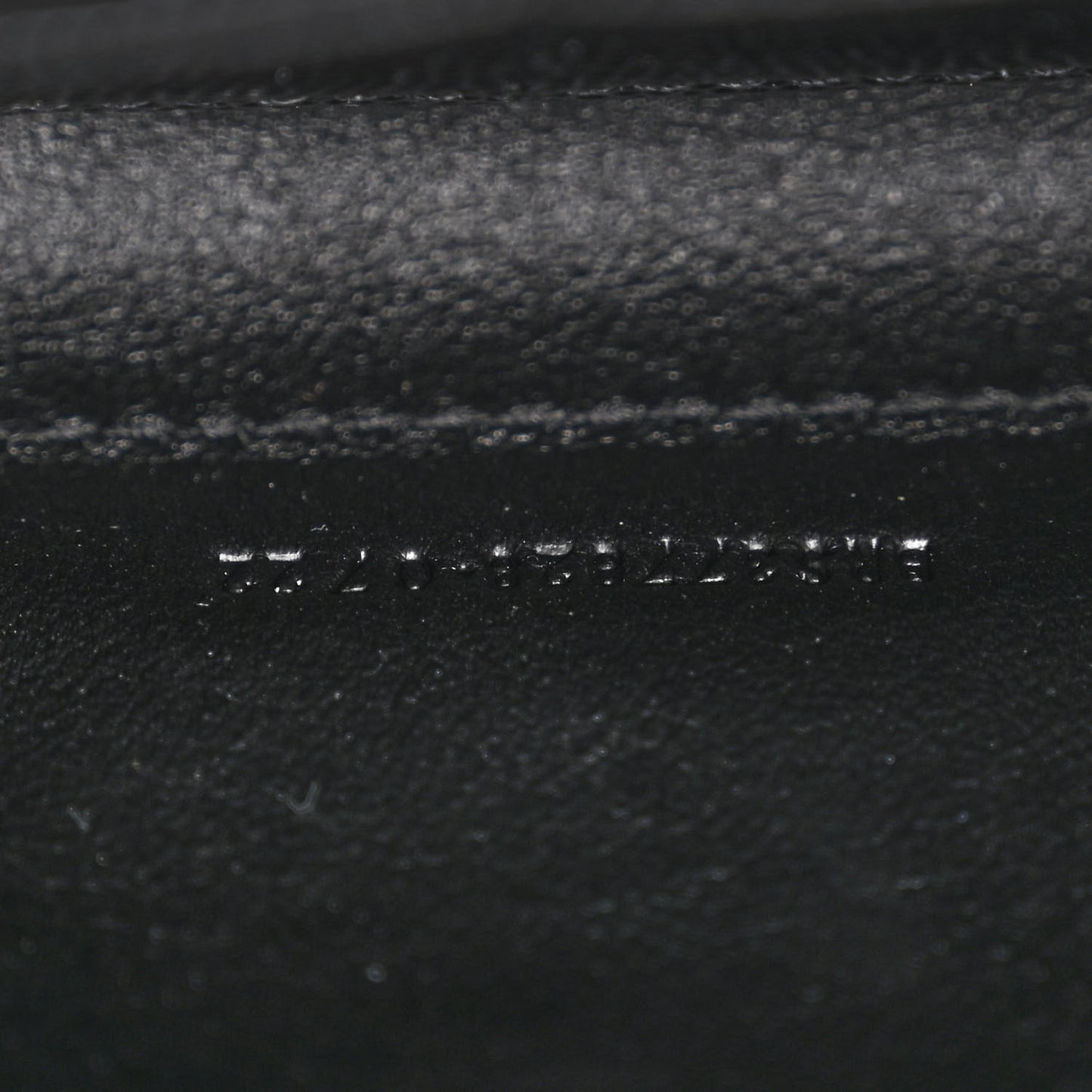 Grain De Poudre Matelasse Chevron Monogram Monochrome Chain Wallet Black