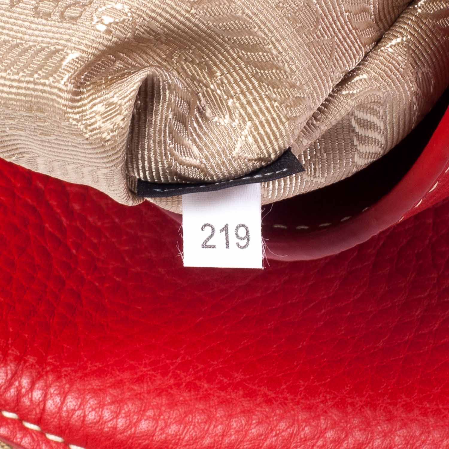 Prada Vitello Daino Tote Fuoco 10 of 12