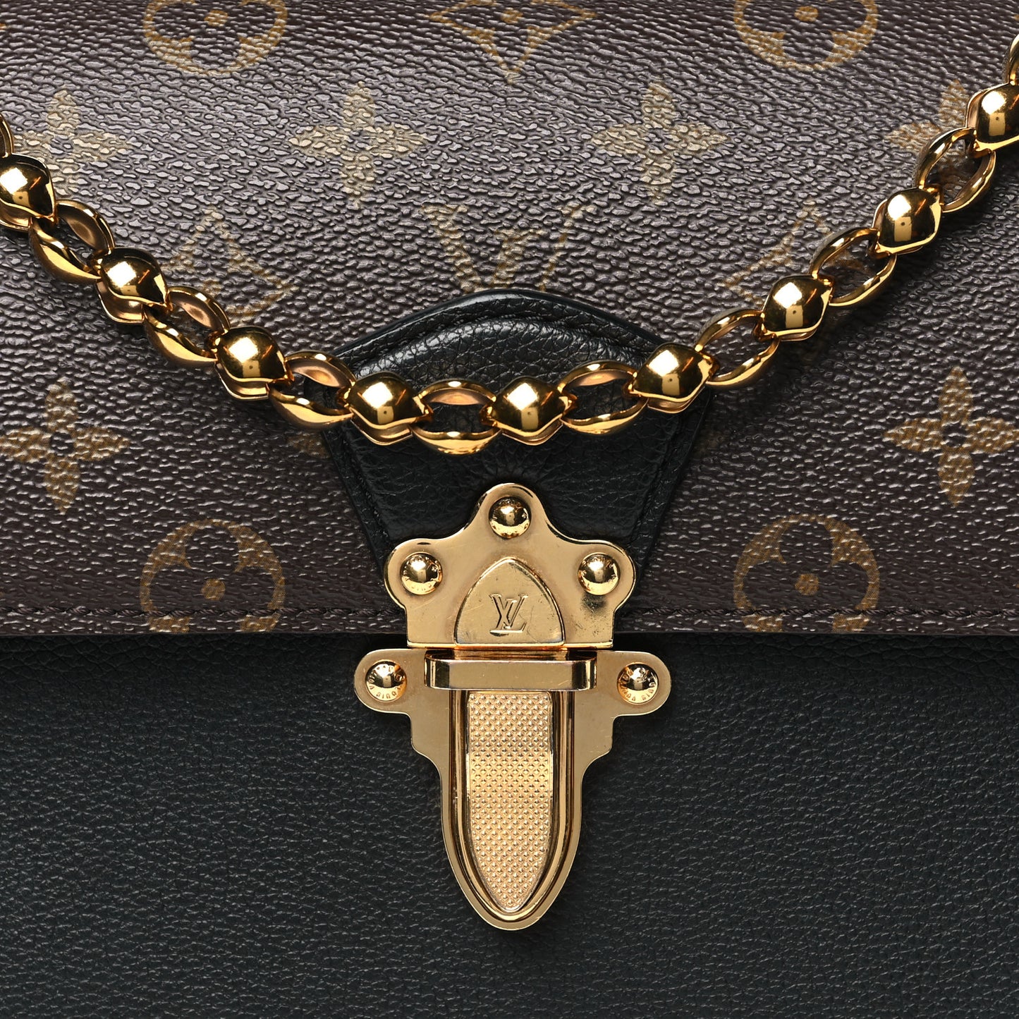 Monogram Victoire Black