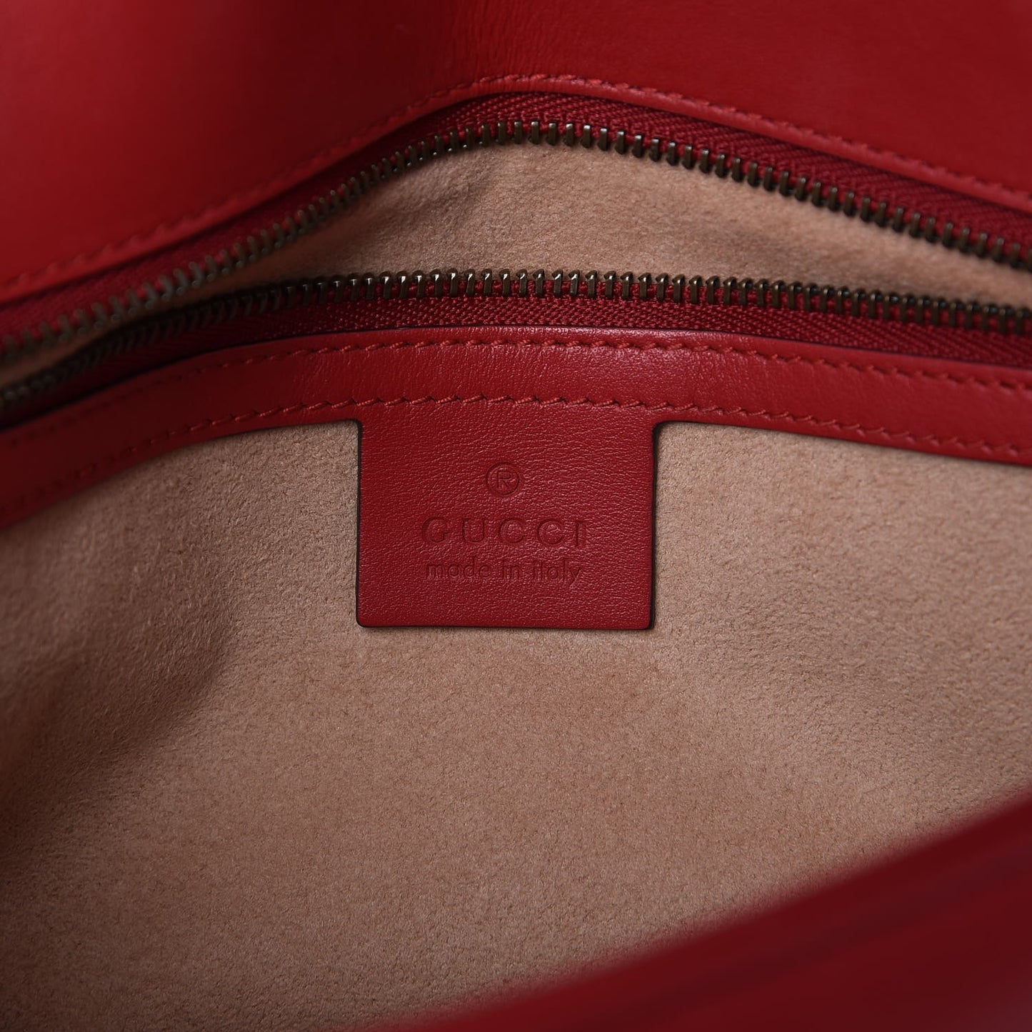 Calfskin Matelasse Small GG Marmont Shoulder Bag Hibiscus Red