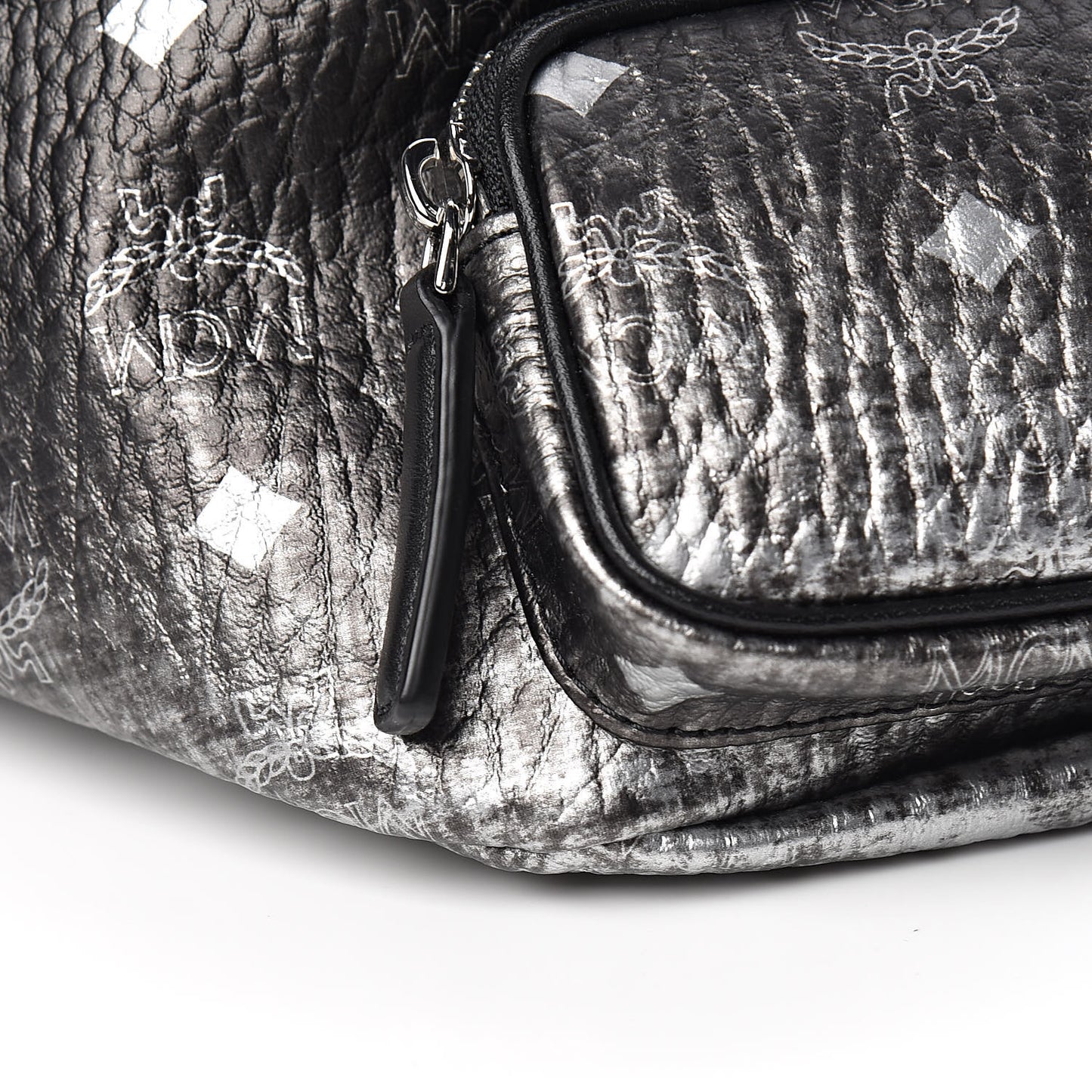Gradation Visetos Medium Belt Bag Silver