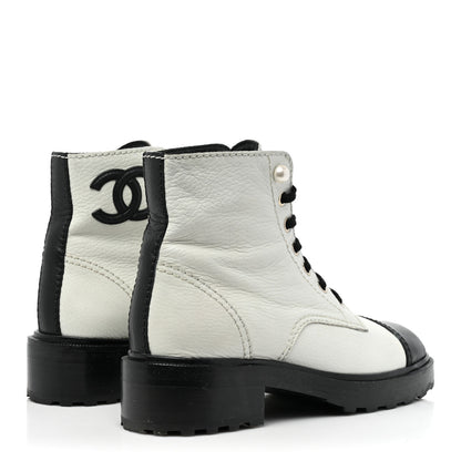 Chanel Lambskin Grained Calfskin CC Cap Toe Short Boots 39.5 White Black 4 of 14