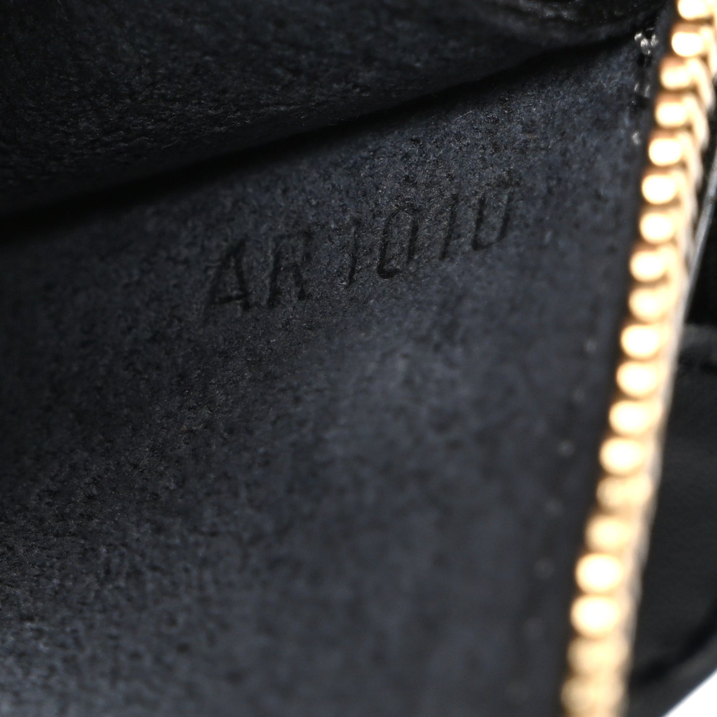 Epi Pochette Accessories 21 Black