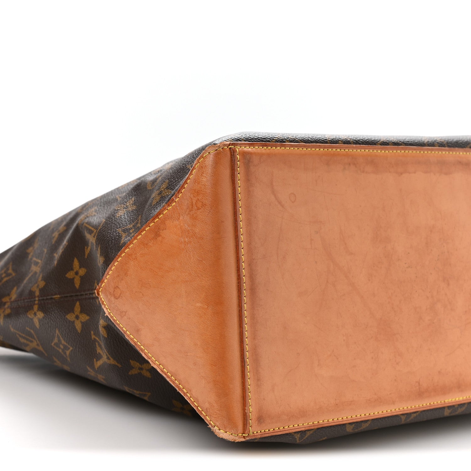 Louis Vuitton Monogram Cabas Mezzo 9 of 10