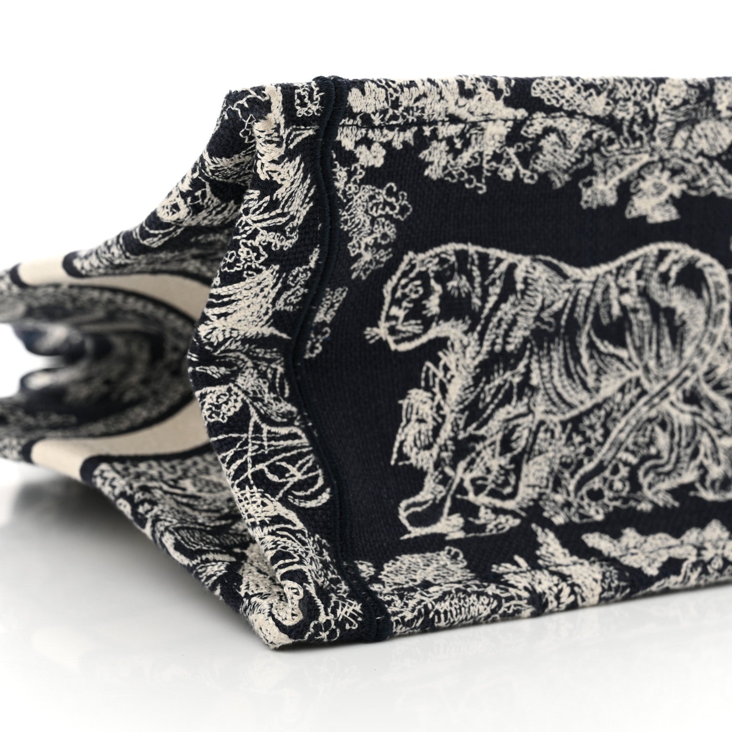 Christian Dior Canvas Embroidered Small Dioriviera Toile De Jouy Book Tote Blue 9 of 16