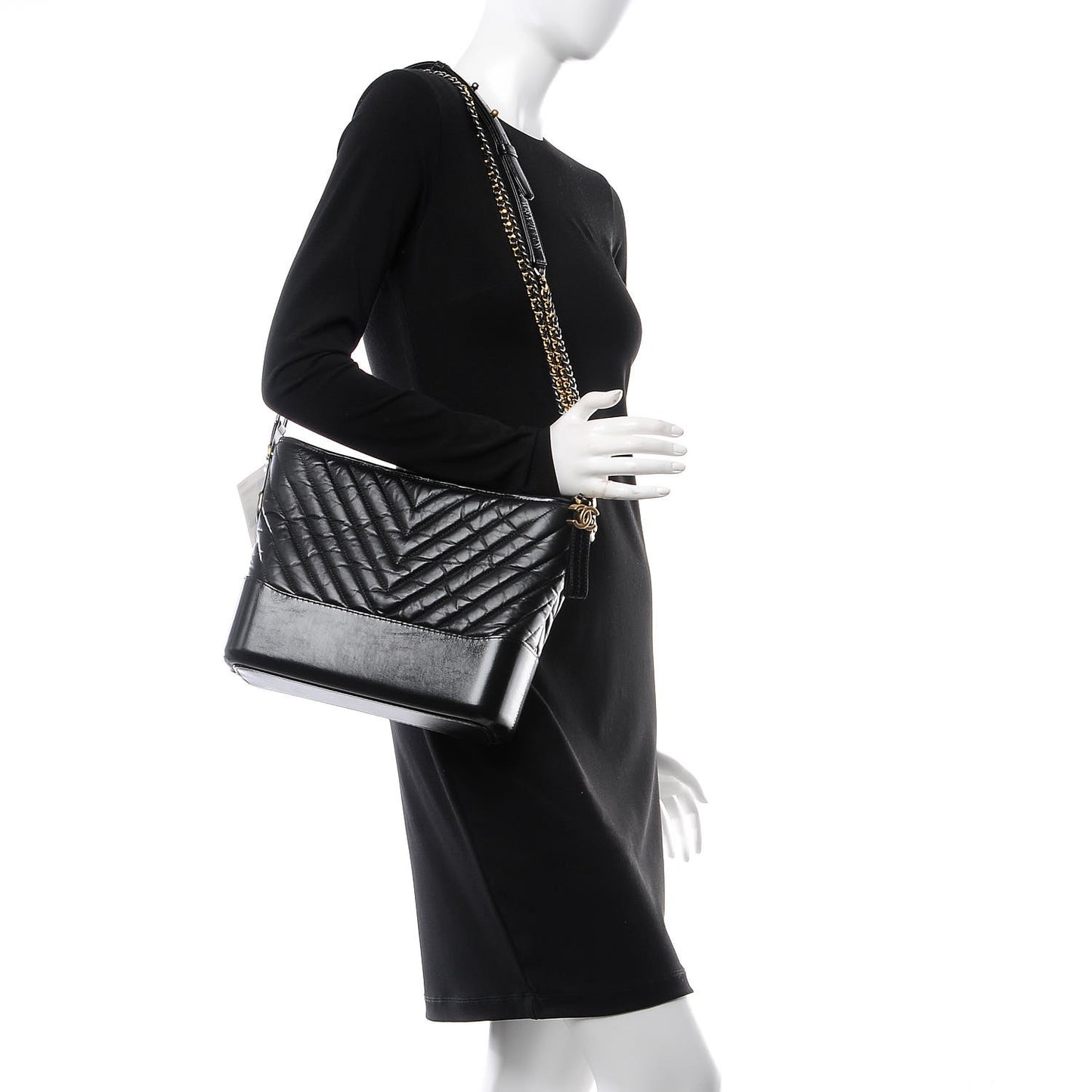 Aged Calfskin Chevron Quilted Medium Gabrielle Hobo Black
