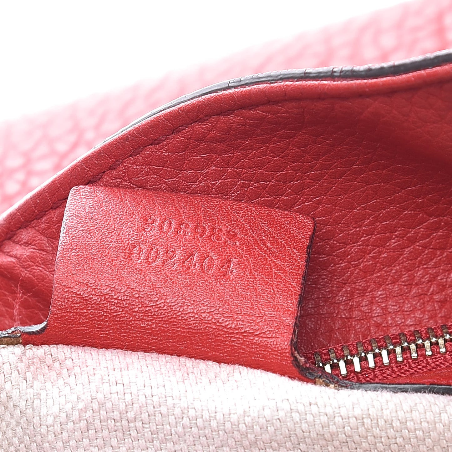 Pebbled Calfskin Medium Soho Chain Shoulder Bag Tabasco Red